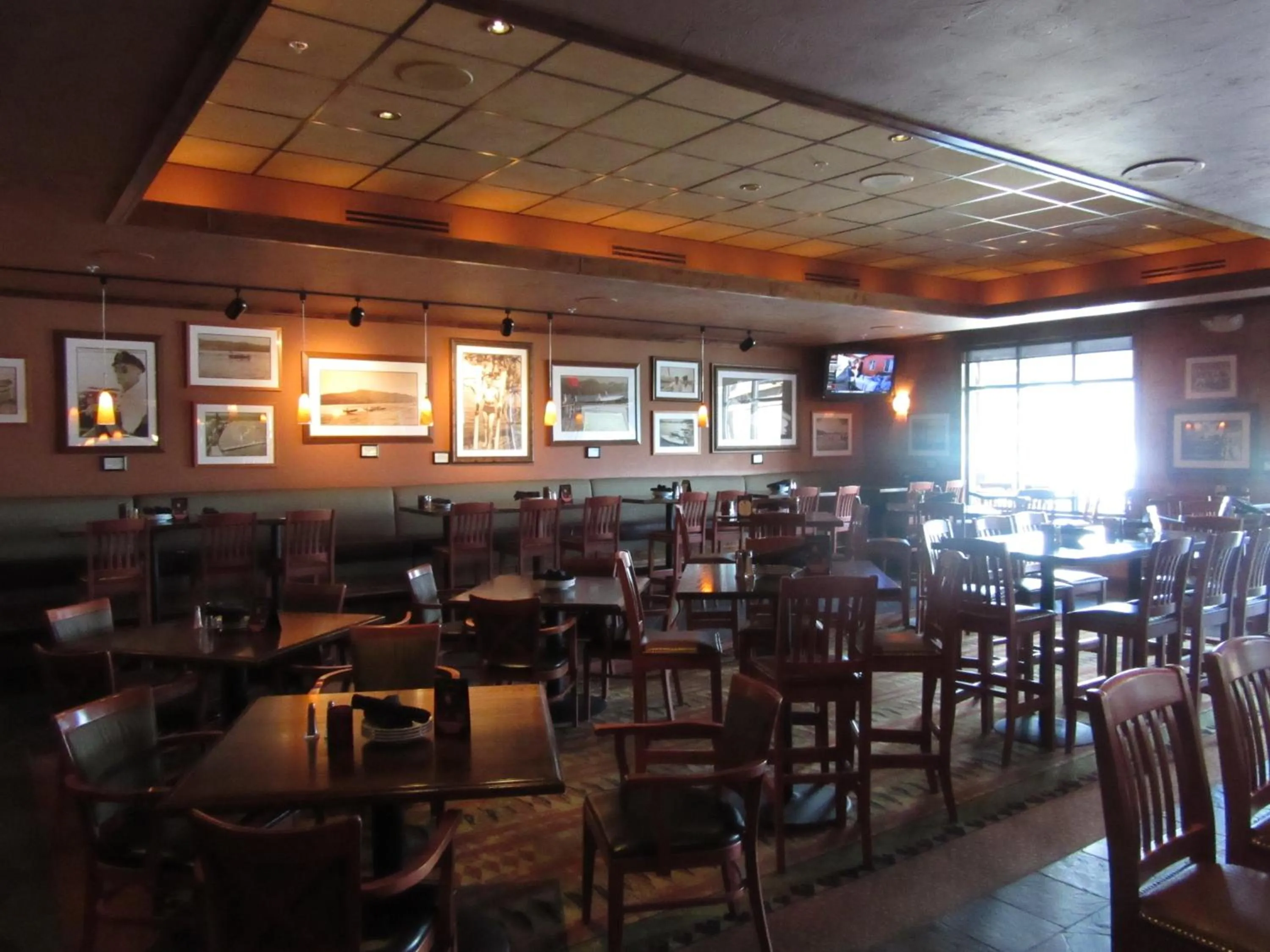 Restaurant/places to eat in Lodge at Whitefish Lake