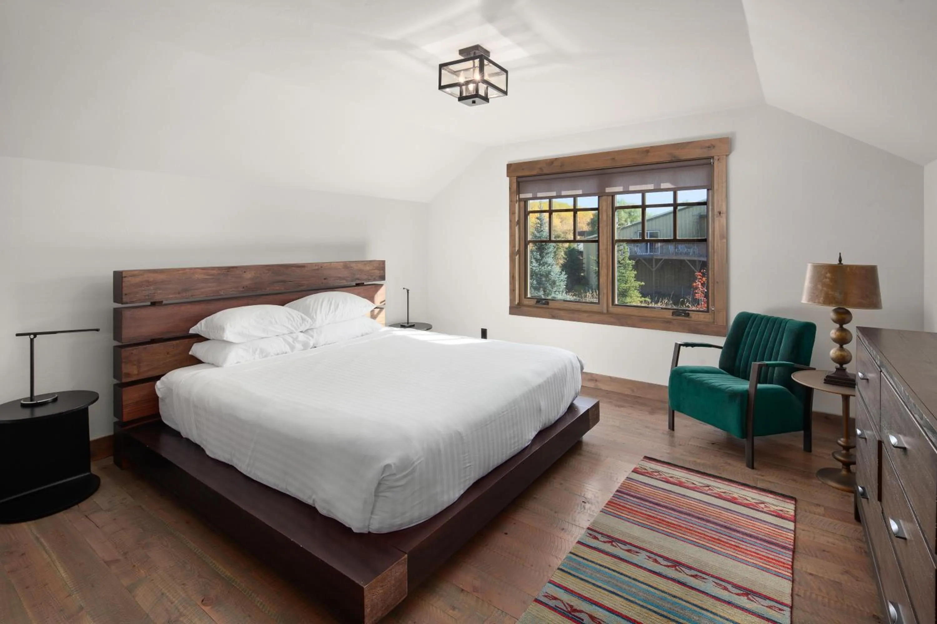 Bedroom, Bed in Lodge at Whitefish Lake