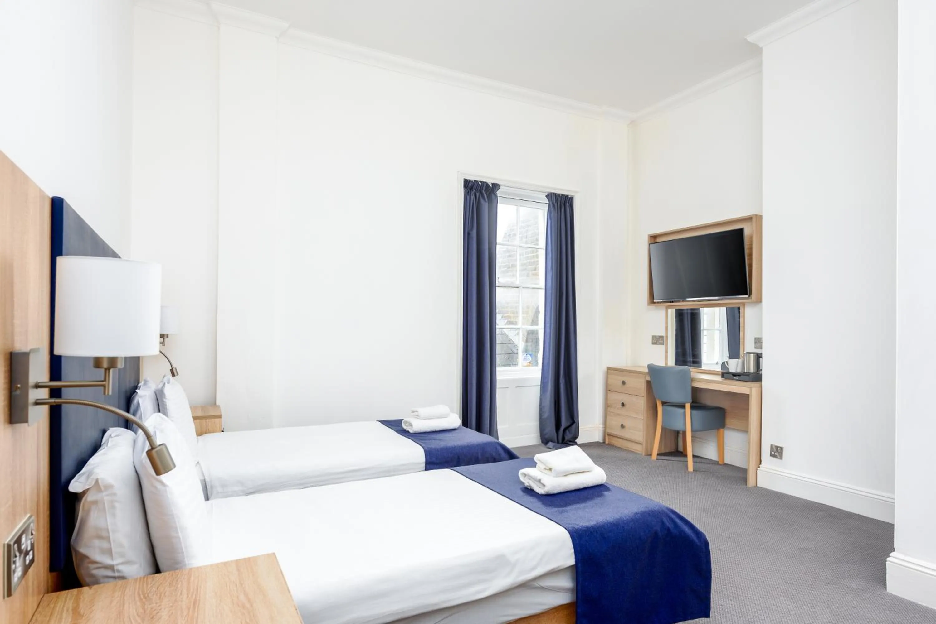 Photo of the whole room, Bed in Hotel Prince Regent