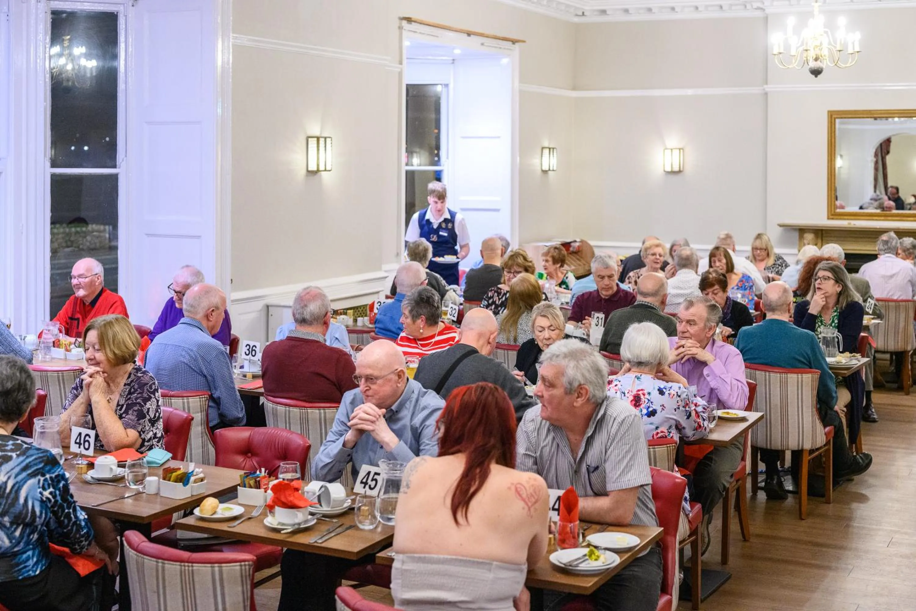 Restaurant/places to eat in Hotel Prince Regent