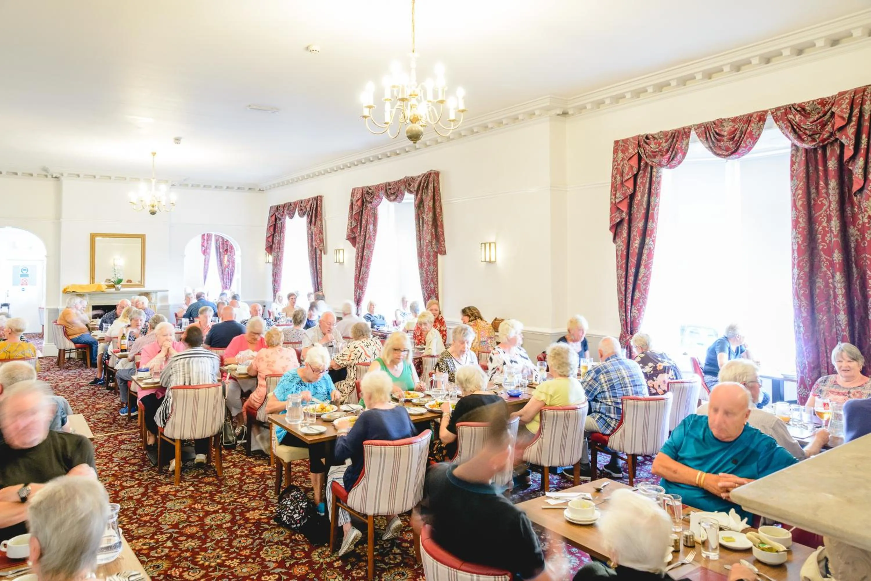 Restaurant/places to eat in Hotel Prince Regent