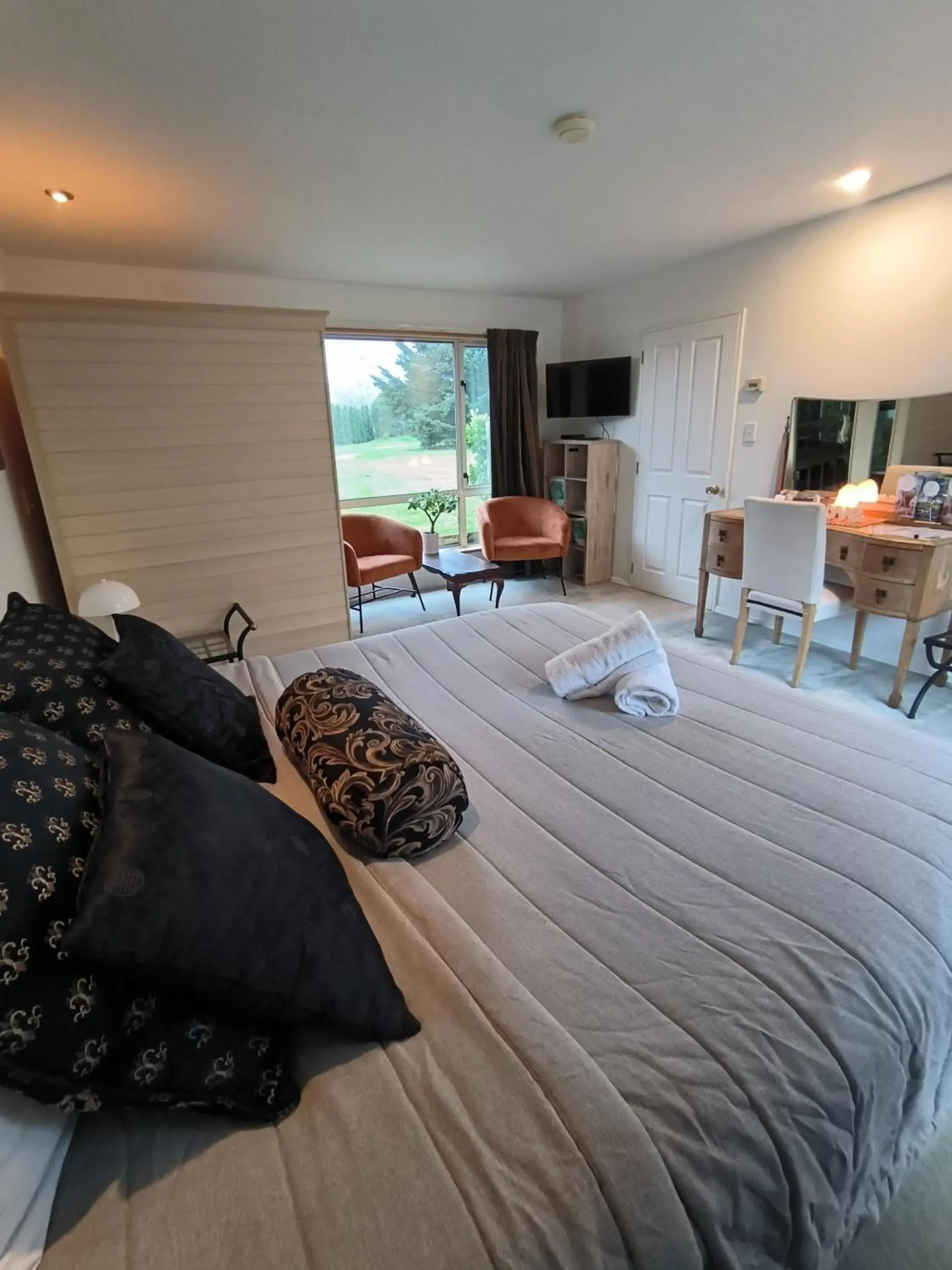 Vibrant Living Retreat Vibrant Living Retreat