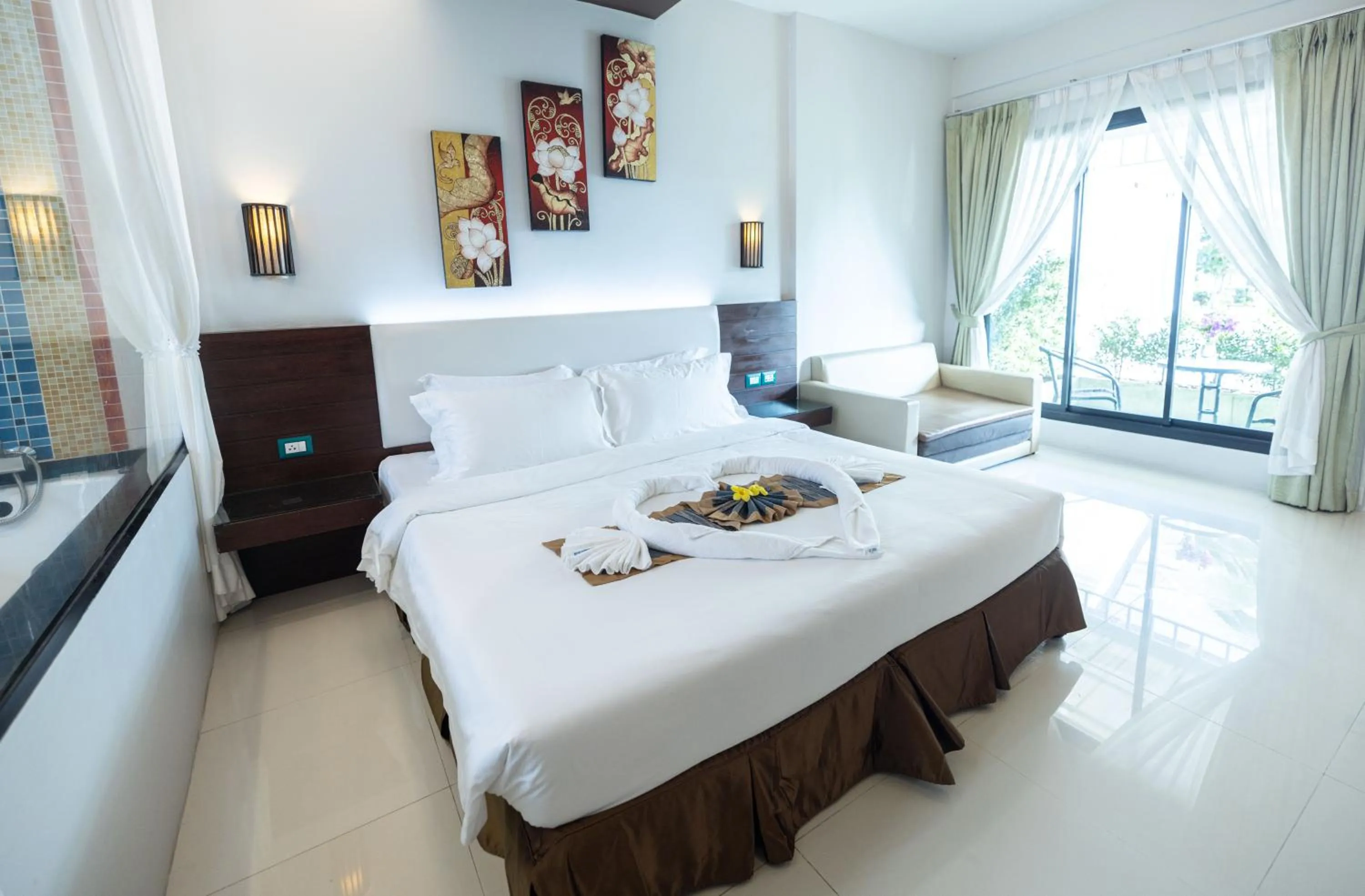 Food and drinks, Bed in Blue Carina Hotel Phuket