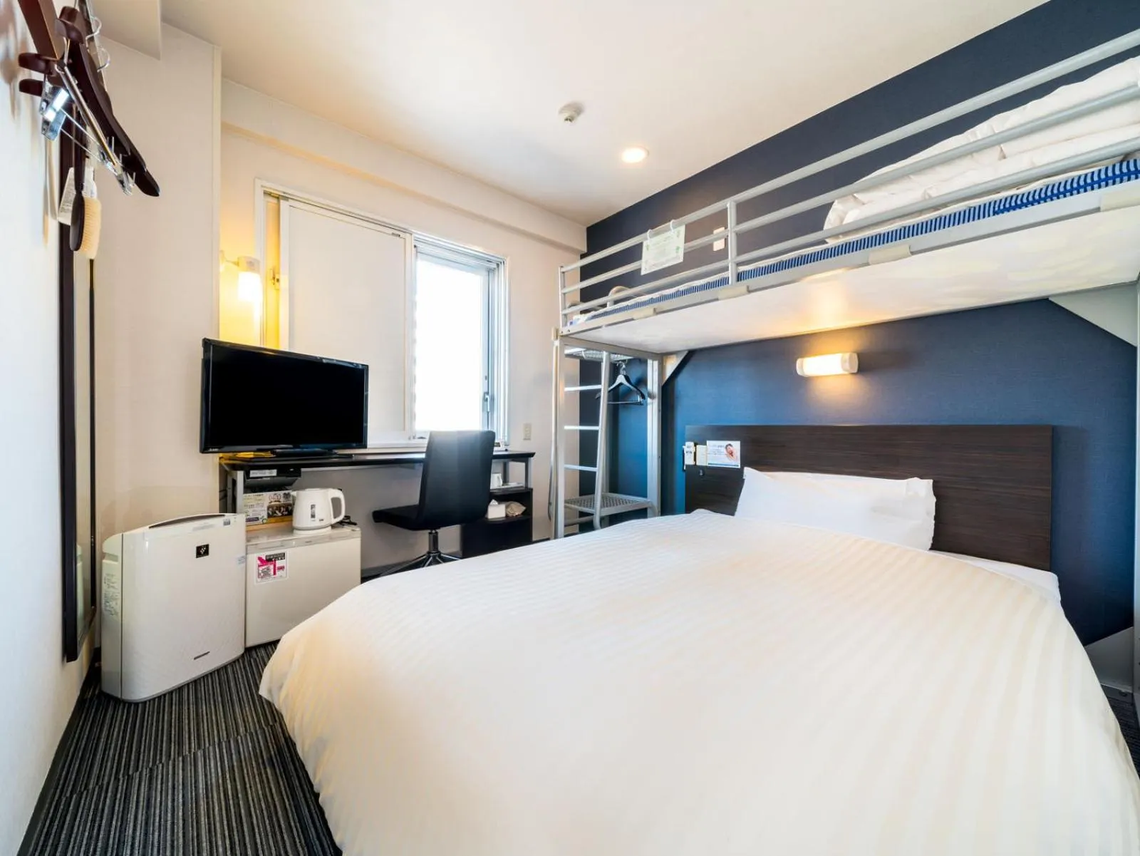 Bed in Super Hotel JR Fuji Station Honkan