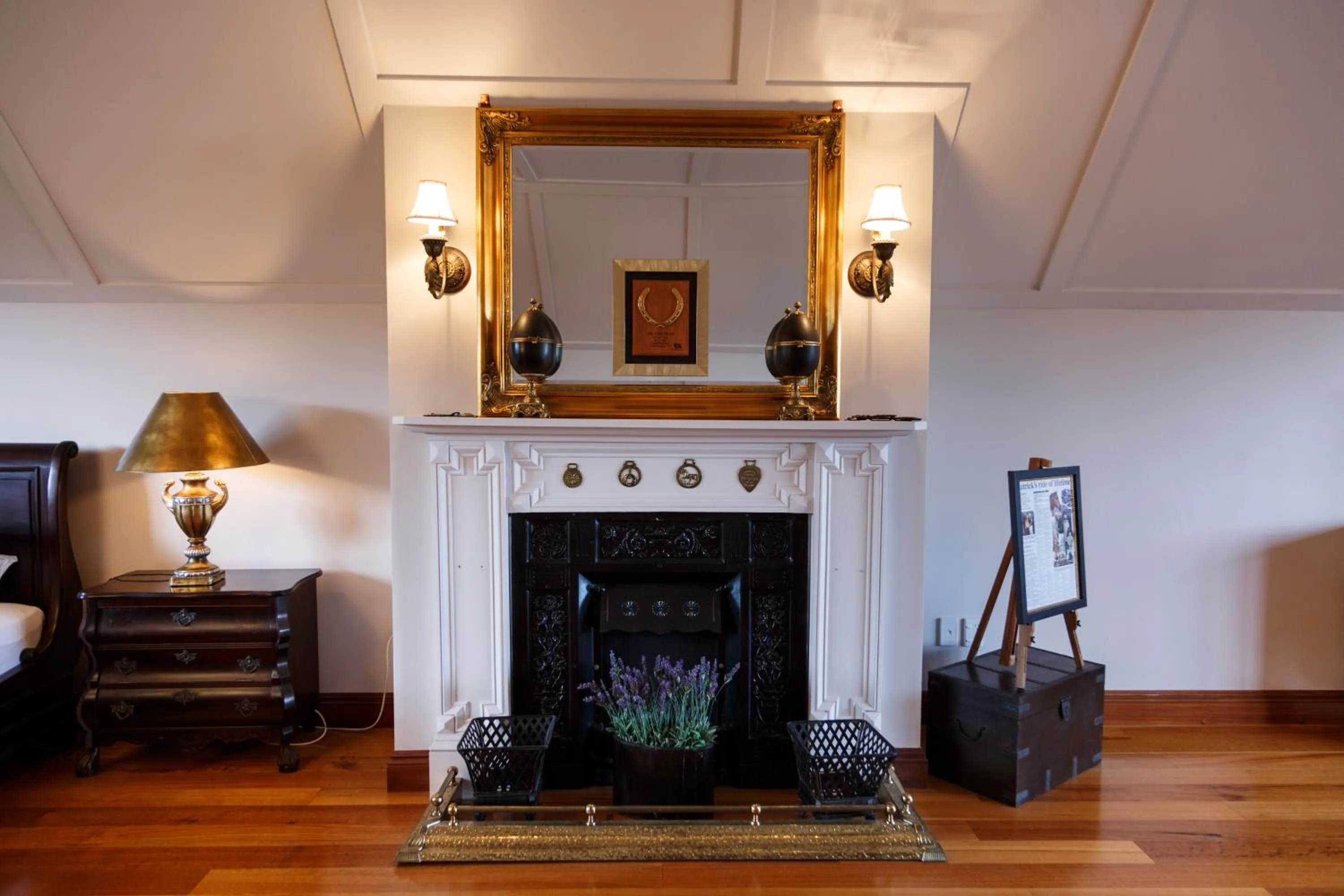 Decorative detail in Lake Karapiro Lodge