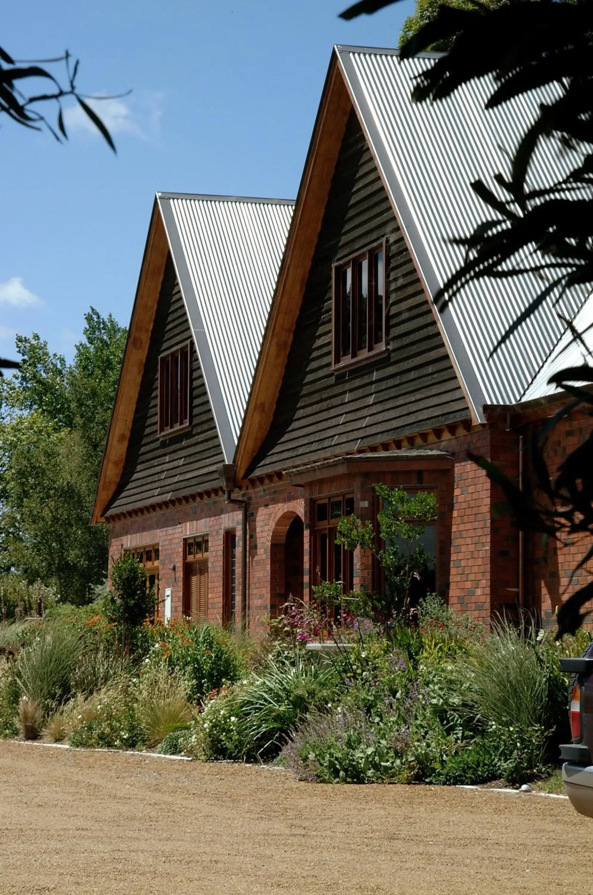 Facade/entrance in Lake Karapiro Lodge Facade/entrance in Lake Karapiro Lodge