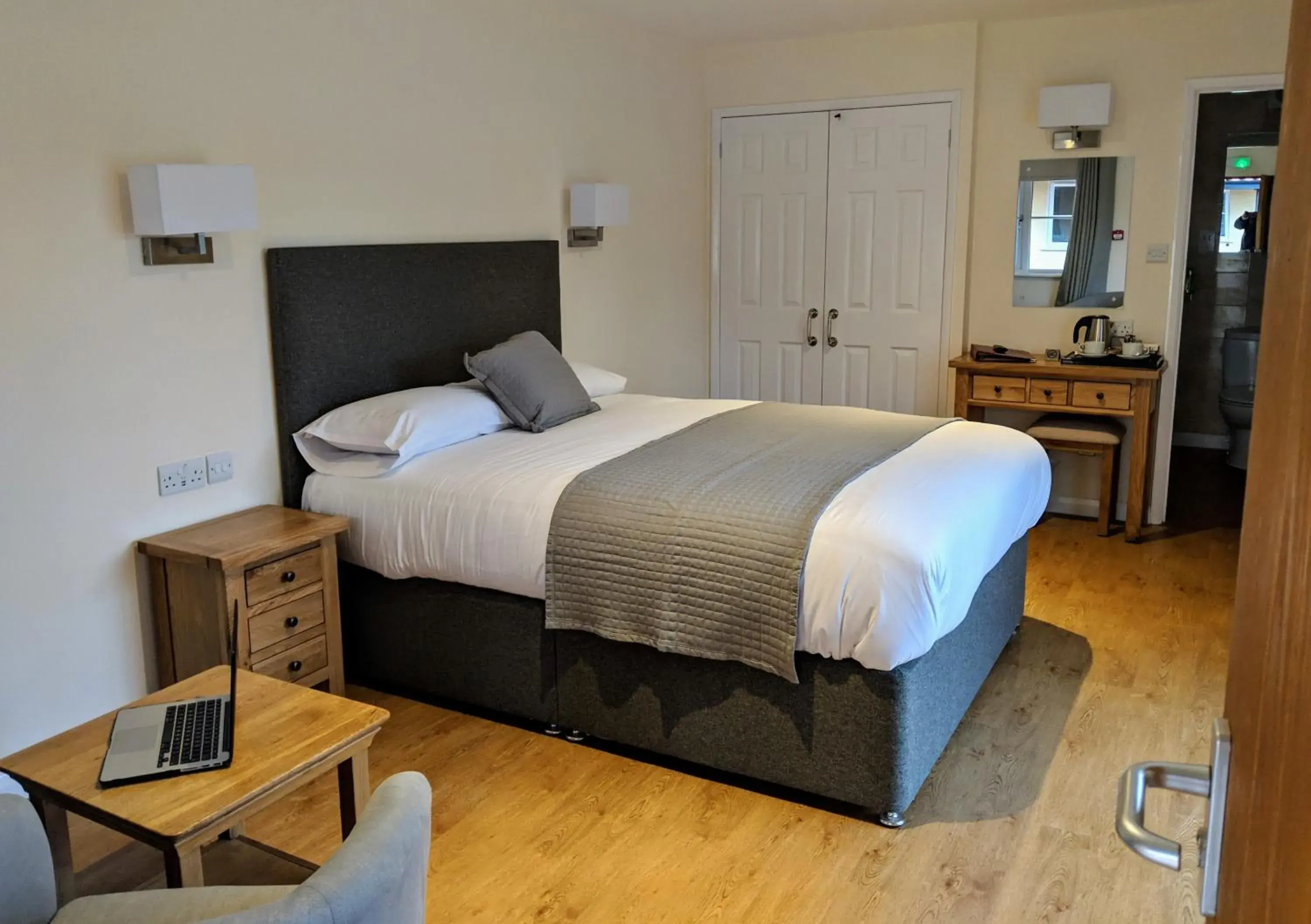 Standard King Room in Wayford Bridge Inn Hotel Standard King Room in Wayford Bridge Inn Hotel