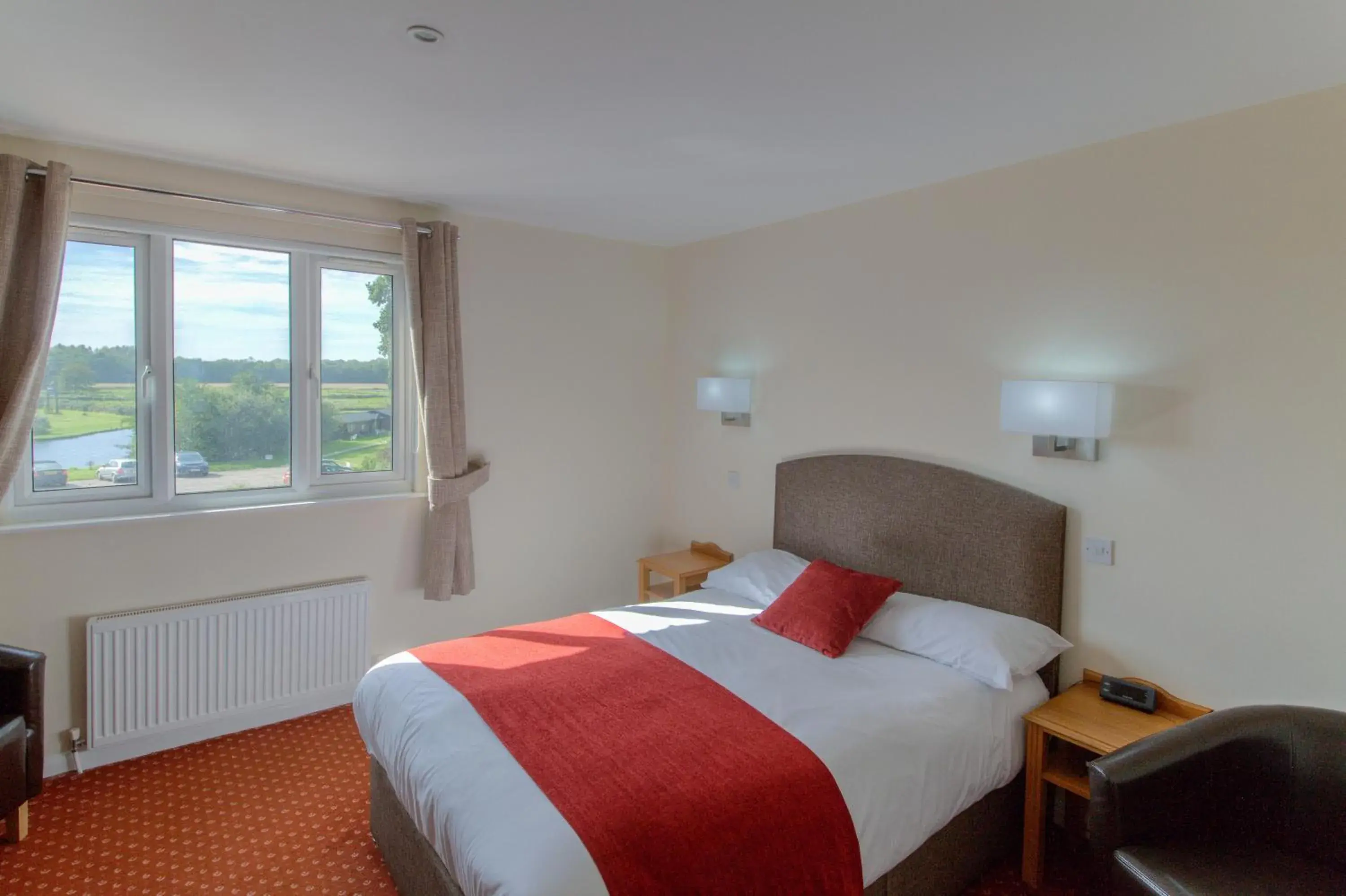 Bed in Wayford Bridge Inn Hotel Bed in Wayford Bridge Inn Hotel