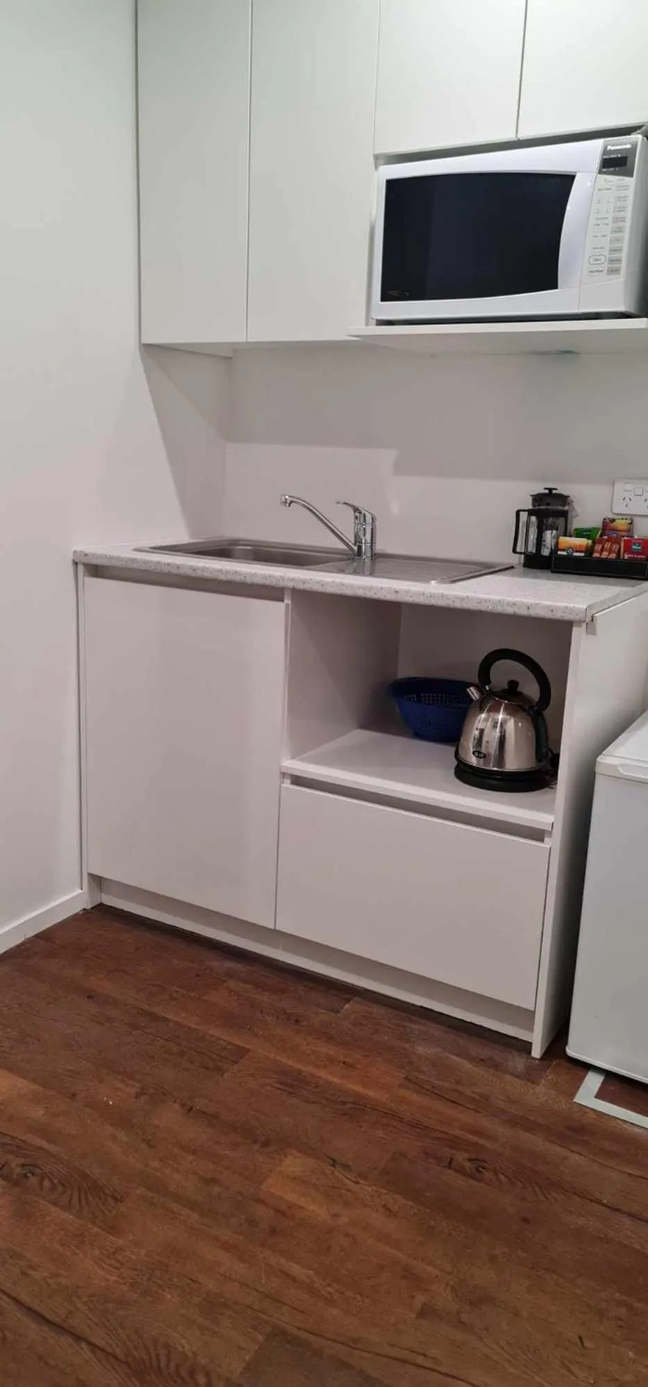 Kitchen or kitchenette in Alpine Chalets