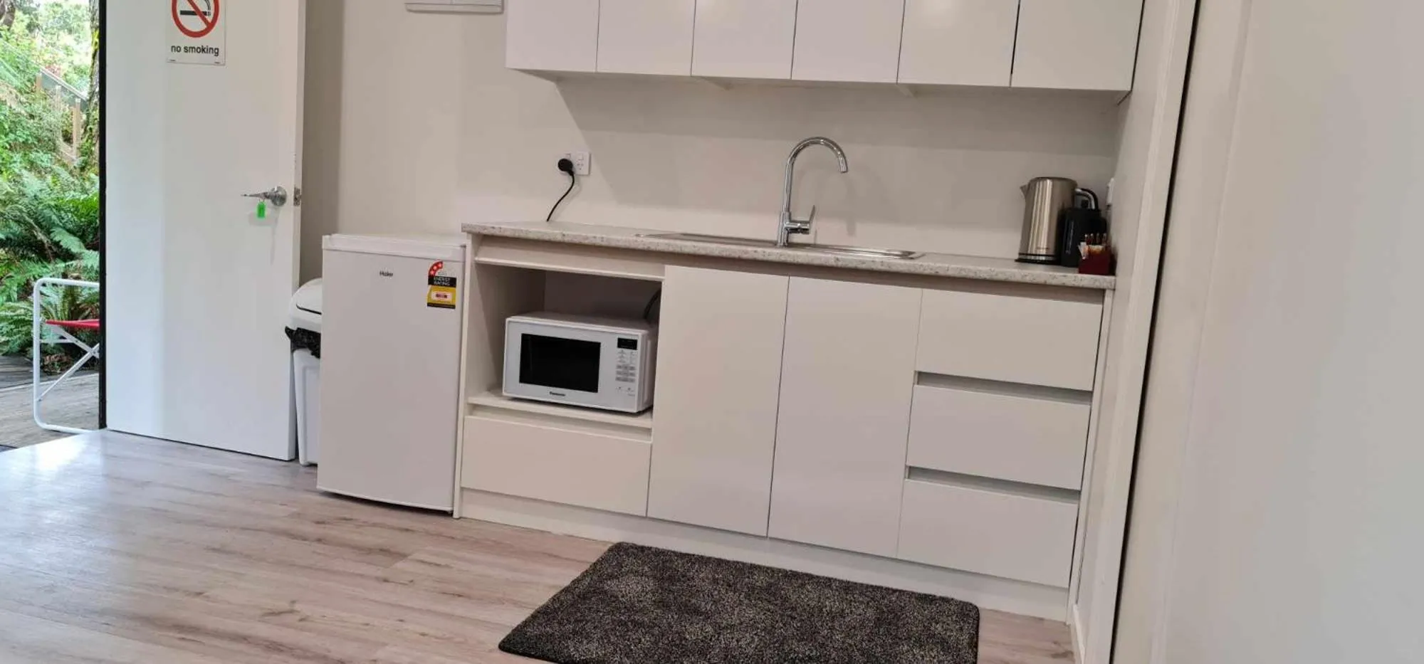 Coffee/tea facilities in Alpine Chalets