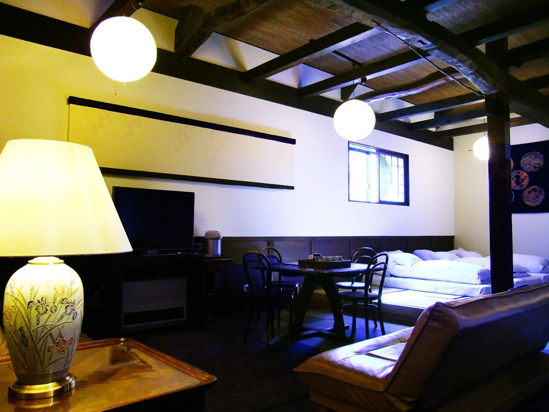 Luxury Family Room with Bathroom / 102：SAKURA in Rickshaw inn
