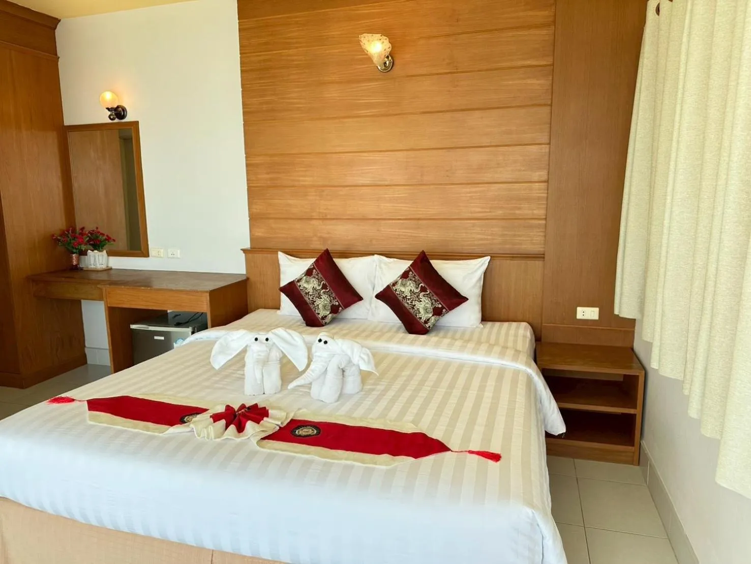 Bed in Sunsea Resort