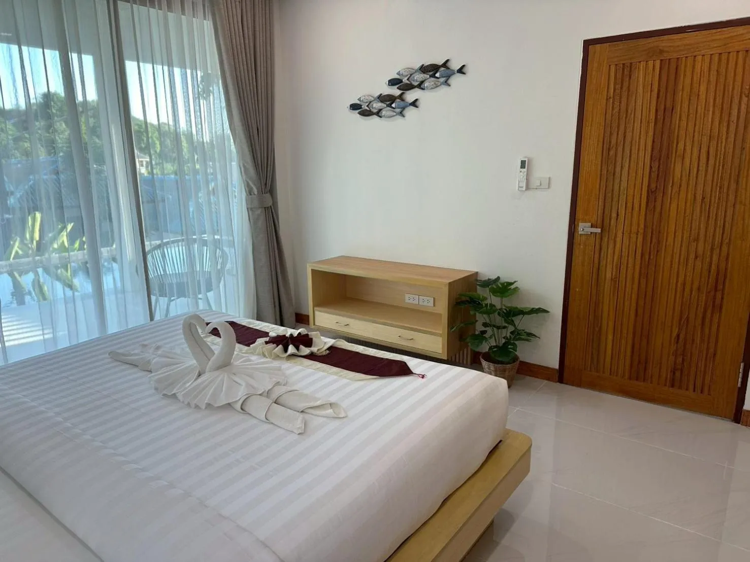 Bed in Sunsea Resort