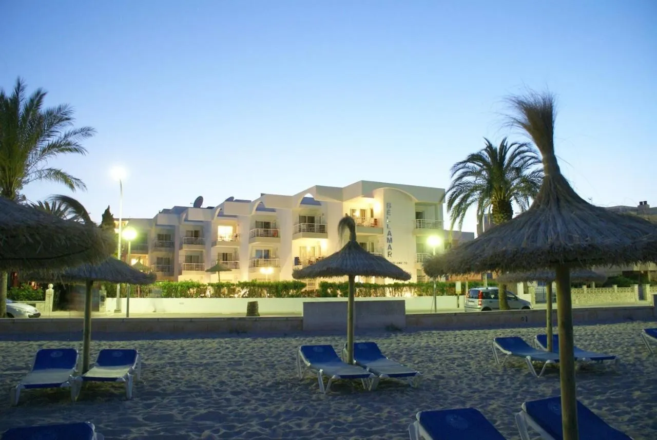 Facade/entrance in Apartamentos Bellamar