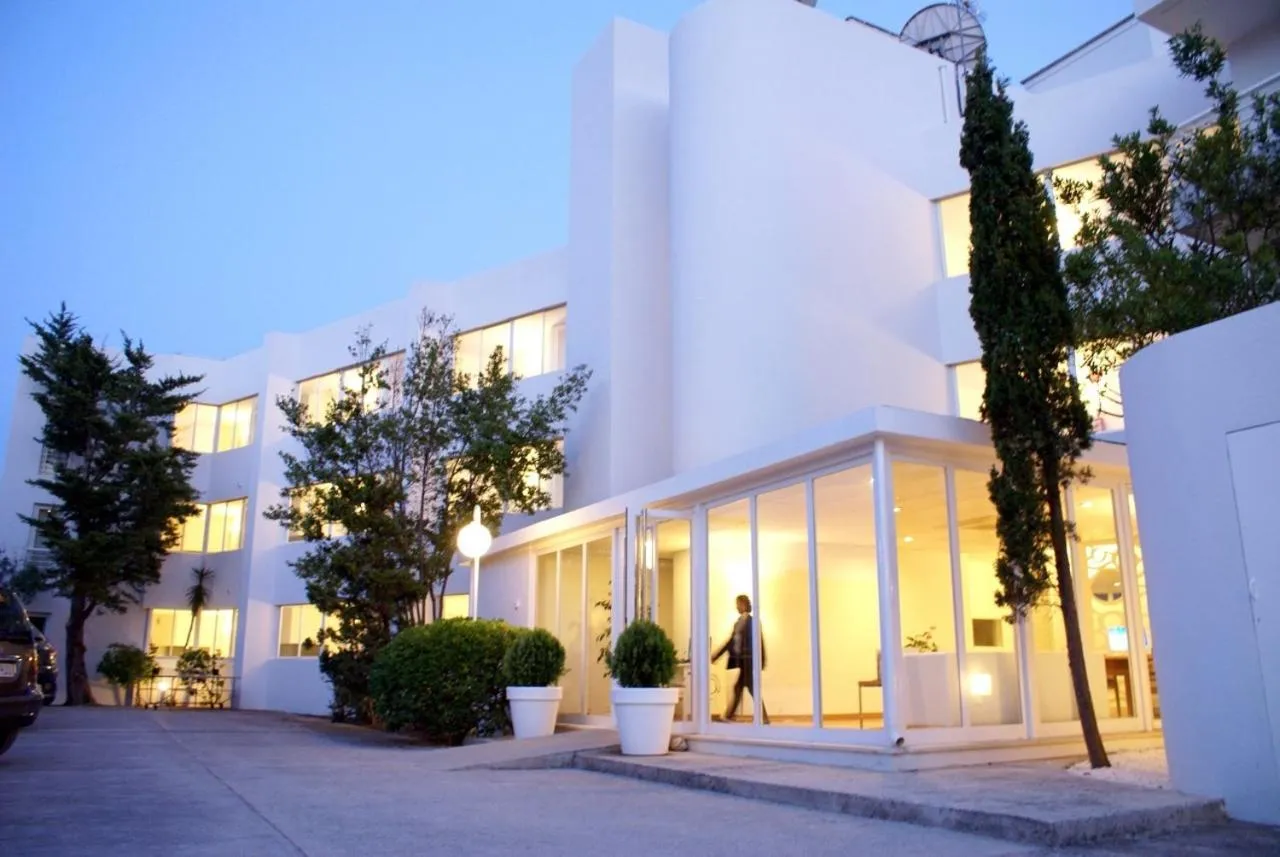 Facade/entrance in Apartamentos Bellamar