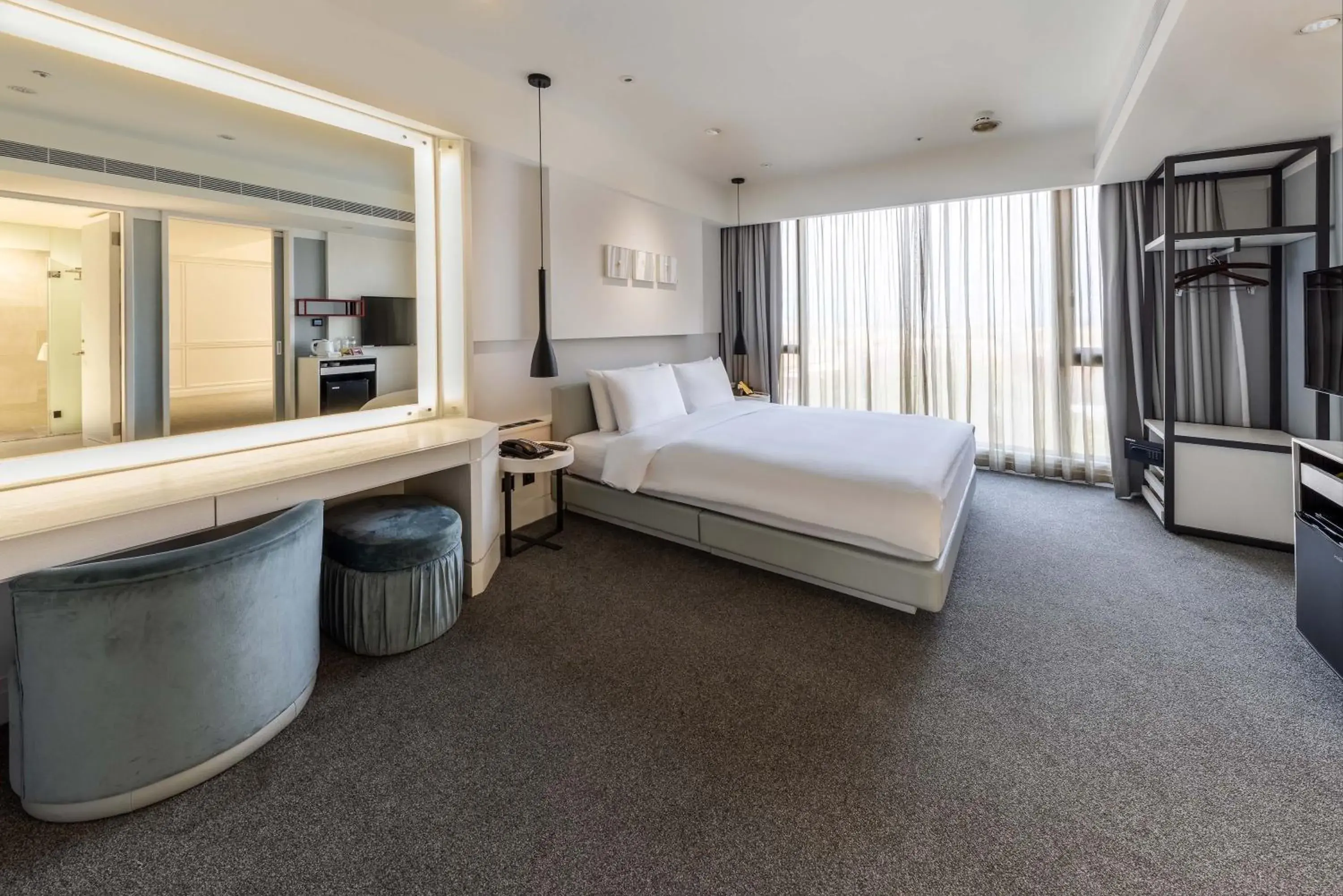 Suite with City View in Hsin Hotel Suite with City View in Hsin Hotel