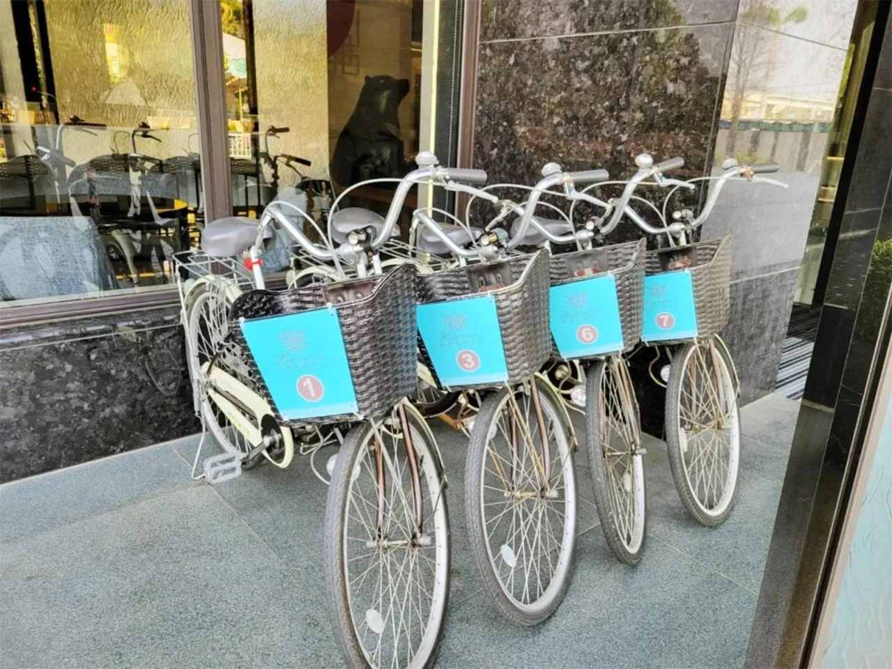 Area and facilities in Hsin Hotel