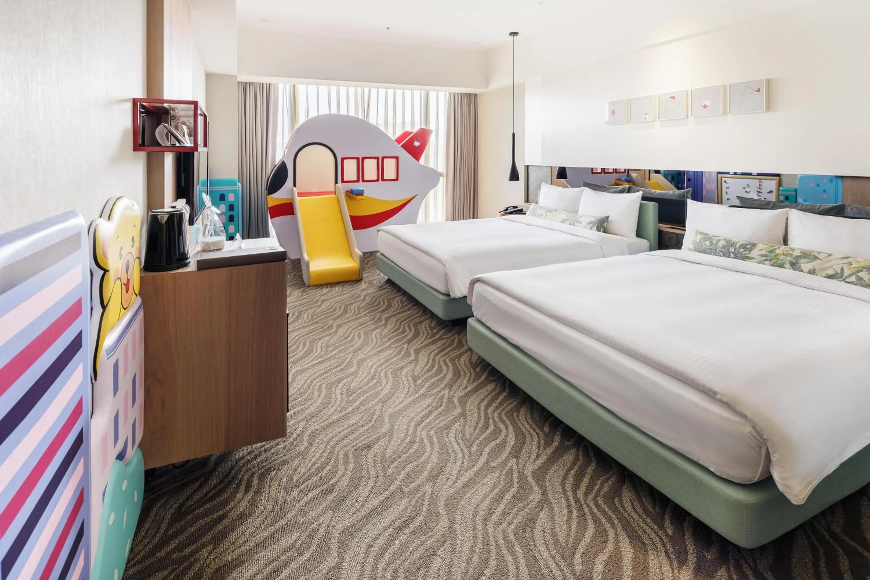 Photo of the whole room, Bed in Hsin Hotel