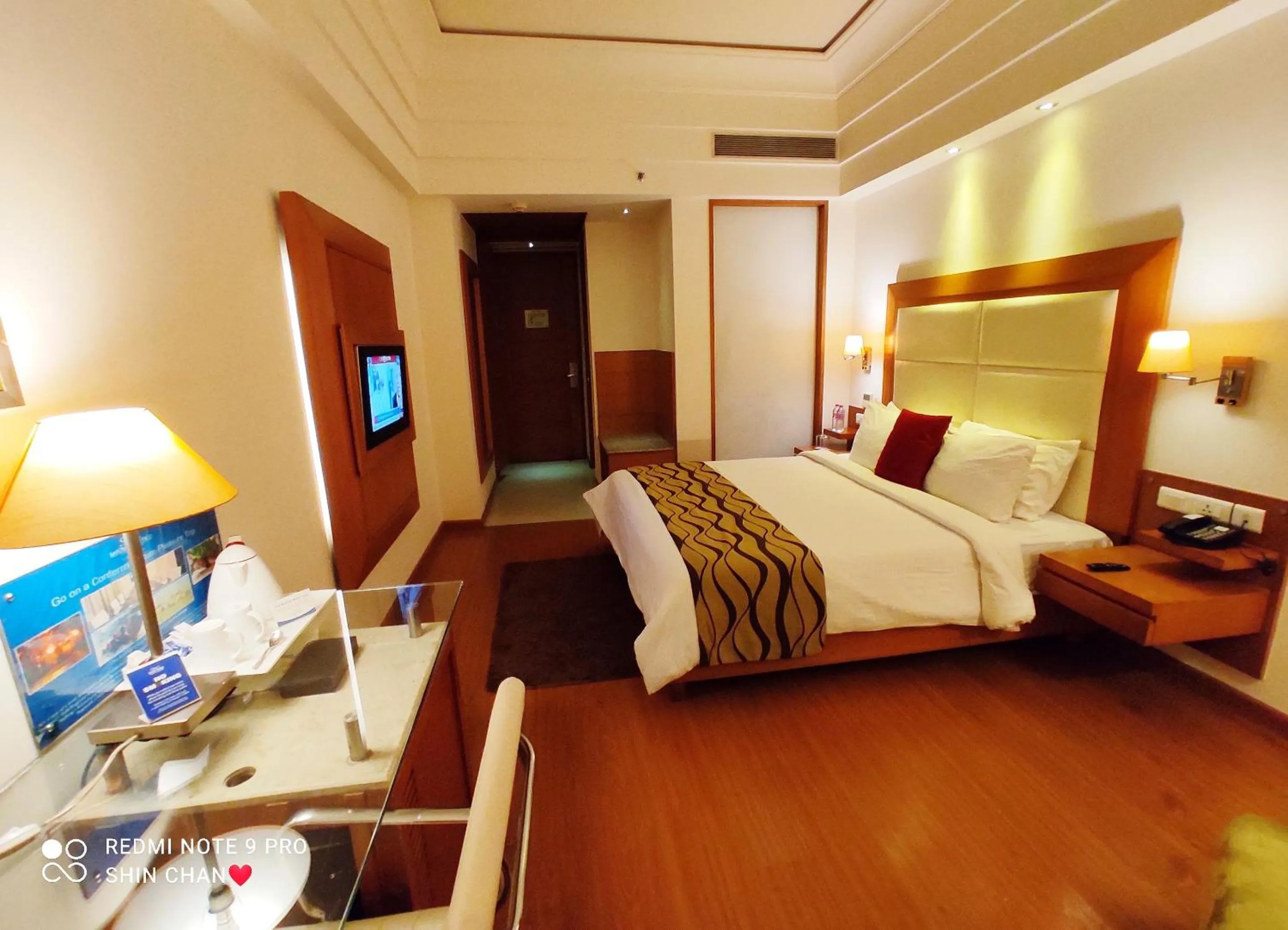 Bed in Ambrosia Sarovar Portico