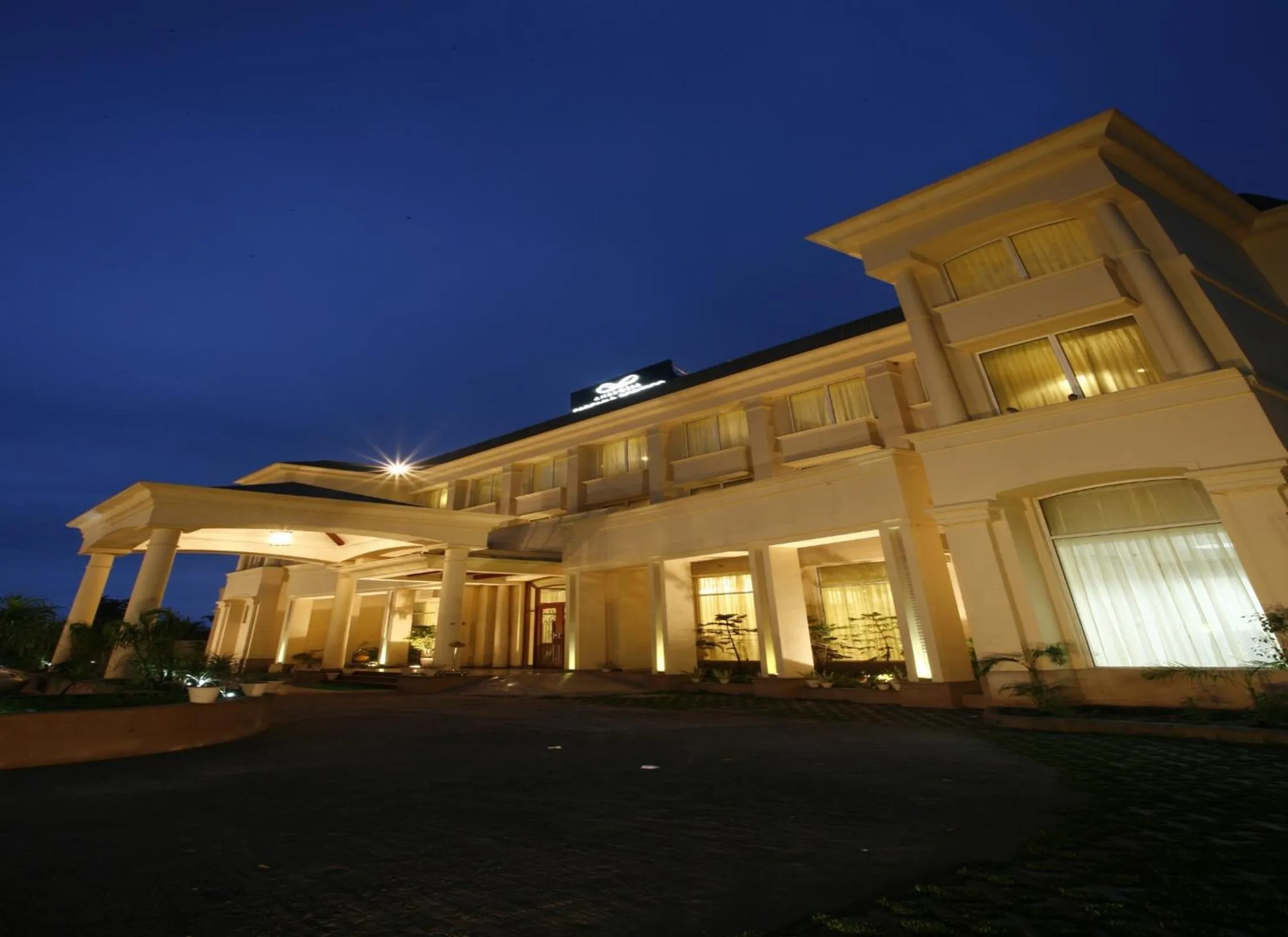 Facade/entrance in Ambrosia Sarovar Portico
