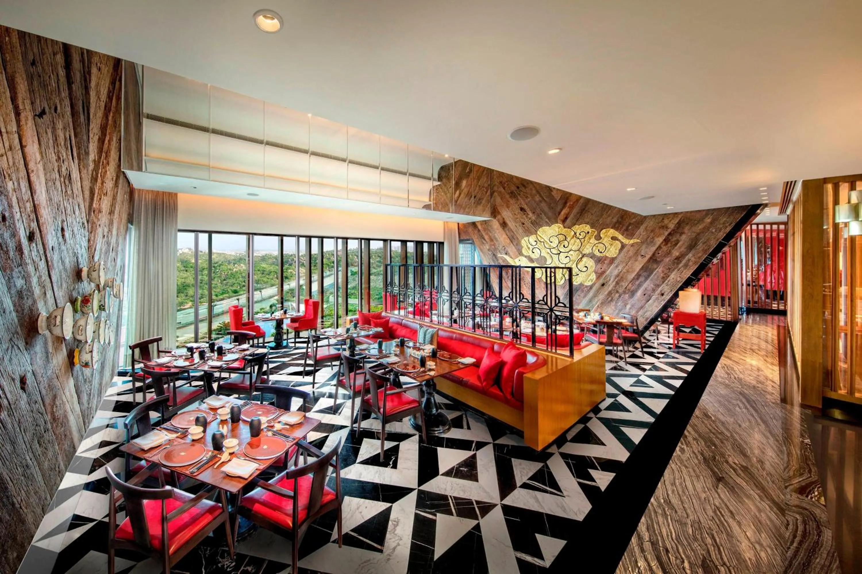 Restaurant/places to eat in ITC Kohenur, a Luxury Collection Hotel, Hyderabad