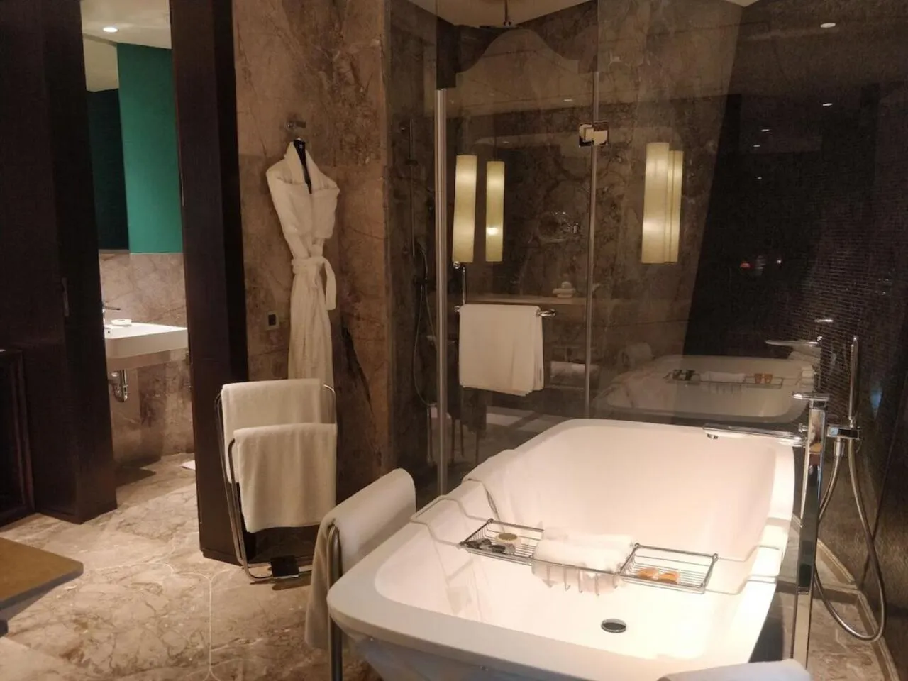 Bath in ITC Kohenur, a Luxury Collection Hotel, Hyderabad