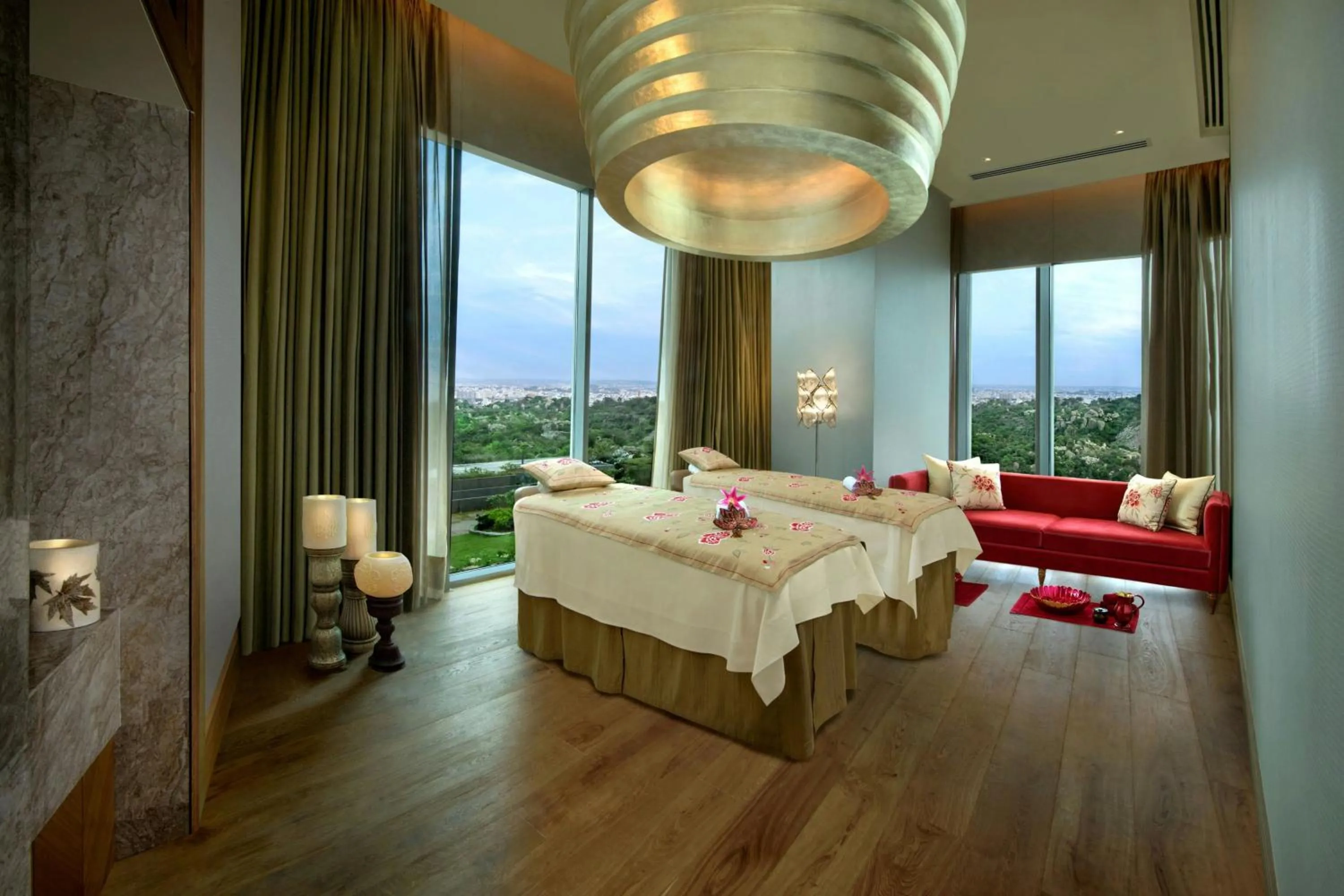 Spa and wellness centre/facilities, Bed in ITC Kohenur, a Luxury Collection Hotel, Hyderabad