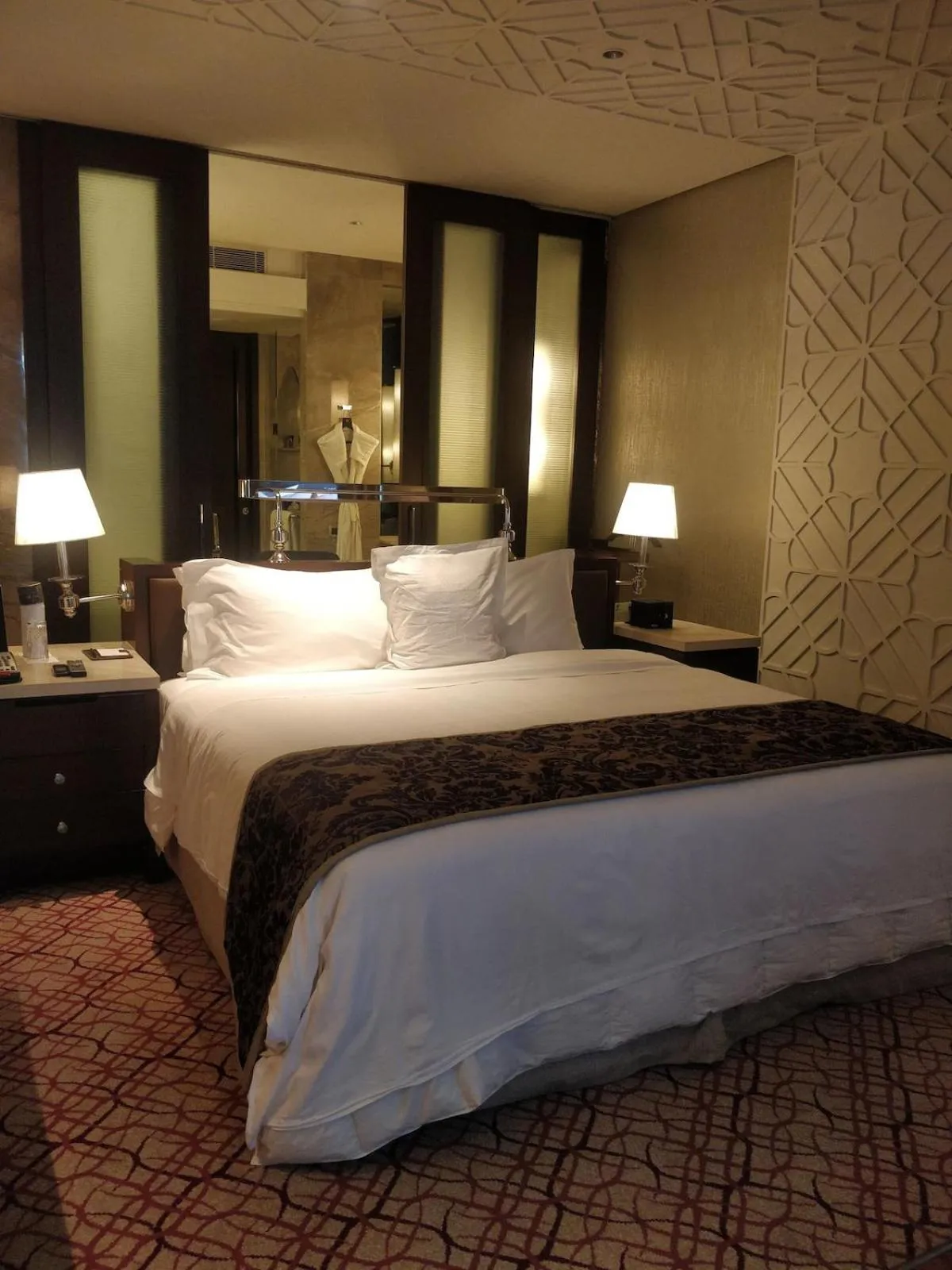 Bedroom, Bed in ITC Kohenur, a Luxury Collection Hotel, Hyderabad