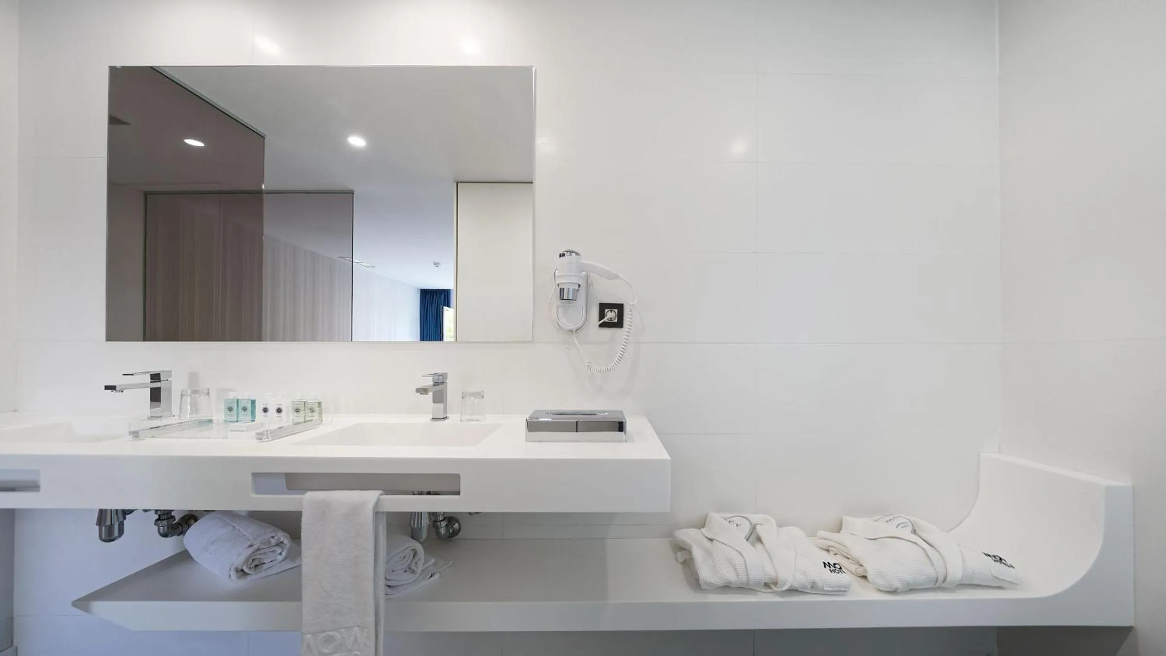 Seven Hotel & Wellness - Gay Men Only