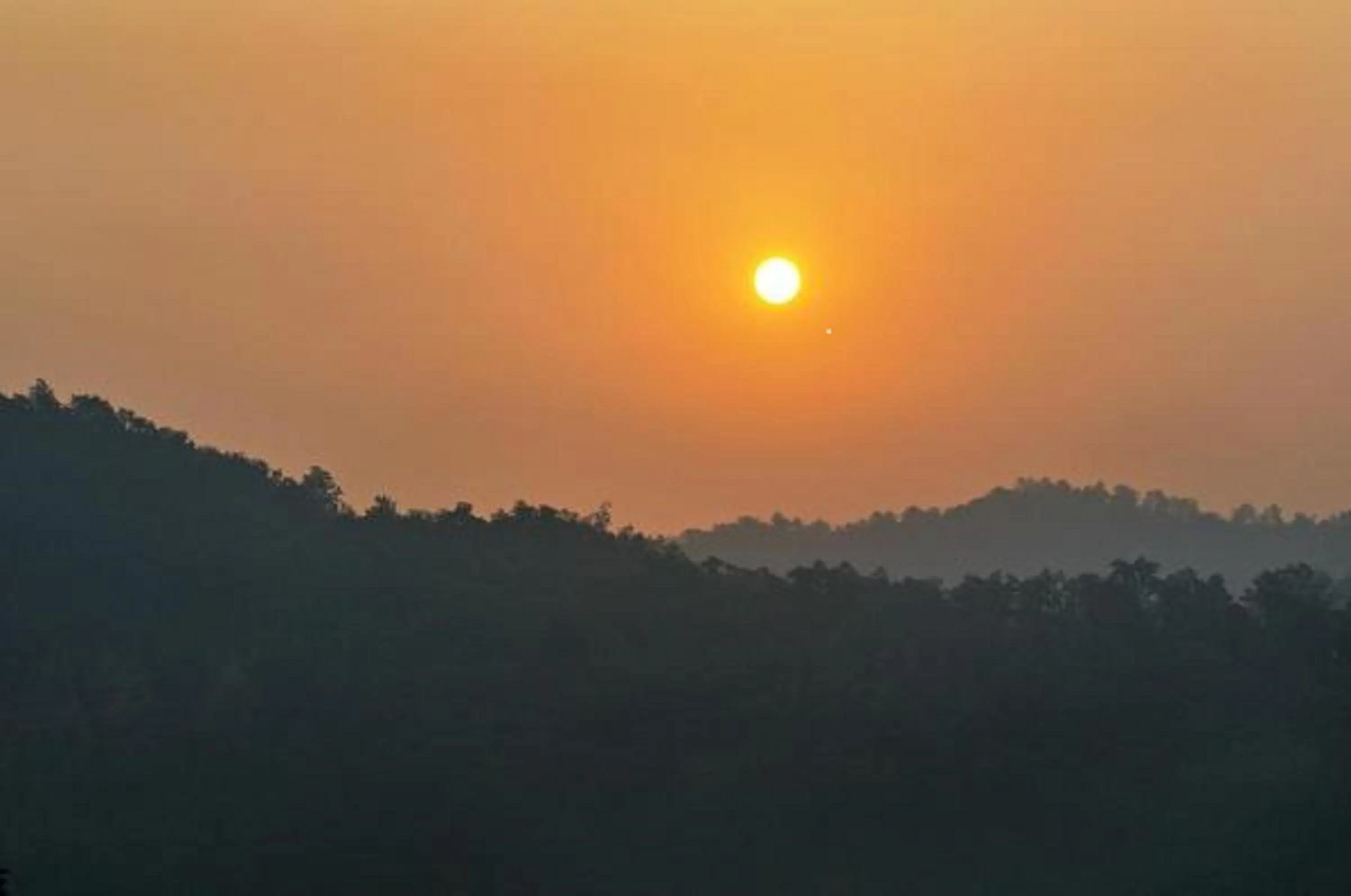 Mountain view in Le Roi Corbett