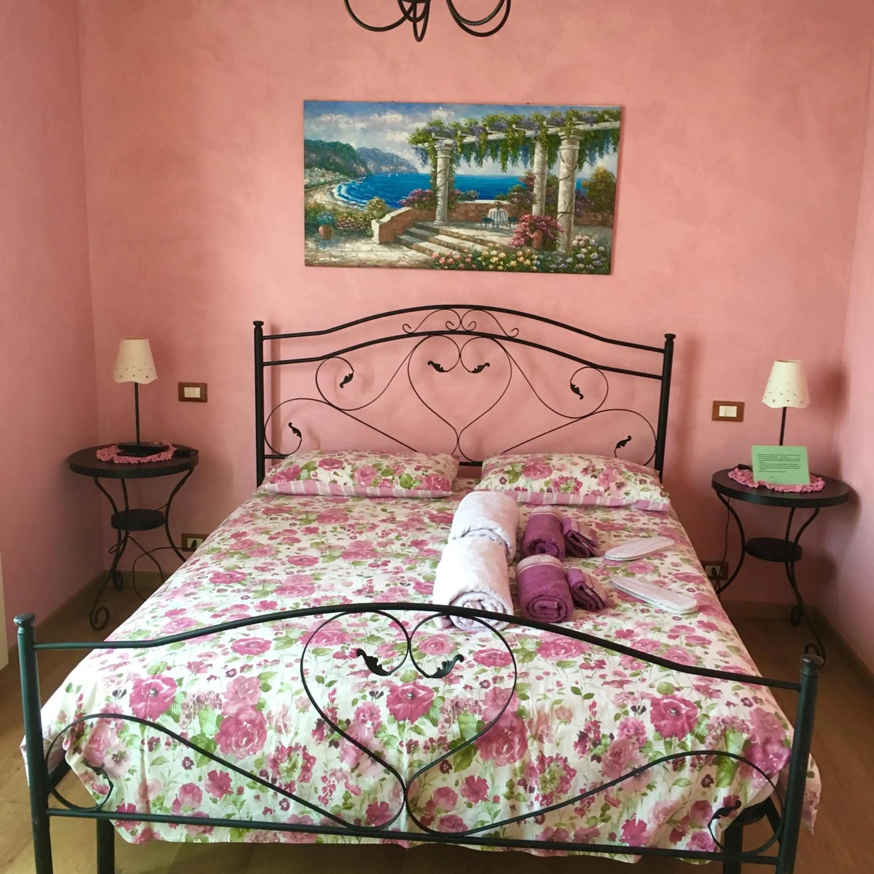 Bed in Villa Gaia - Luxury Villa, pool & wellness rooms