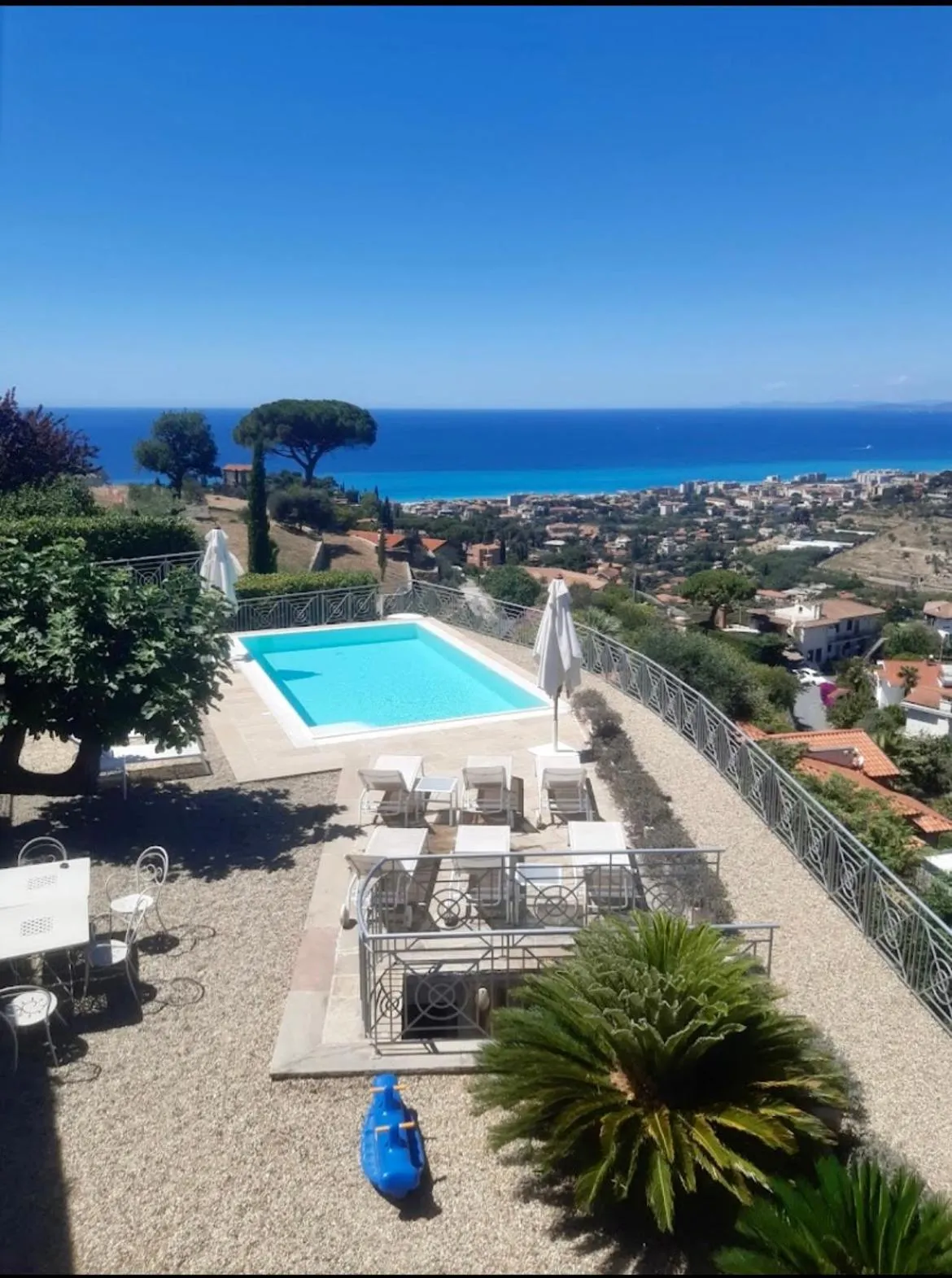 Villa Gaia - Luxury Villa, pool & wellness rooms