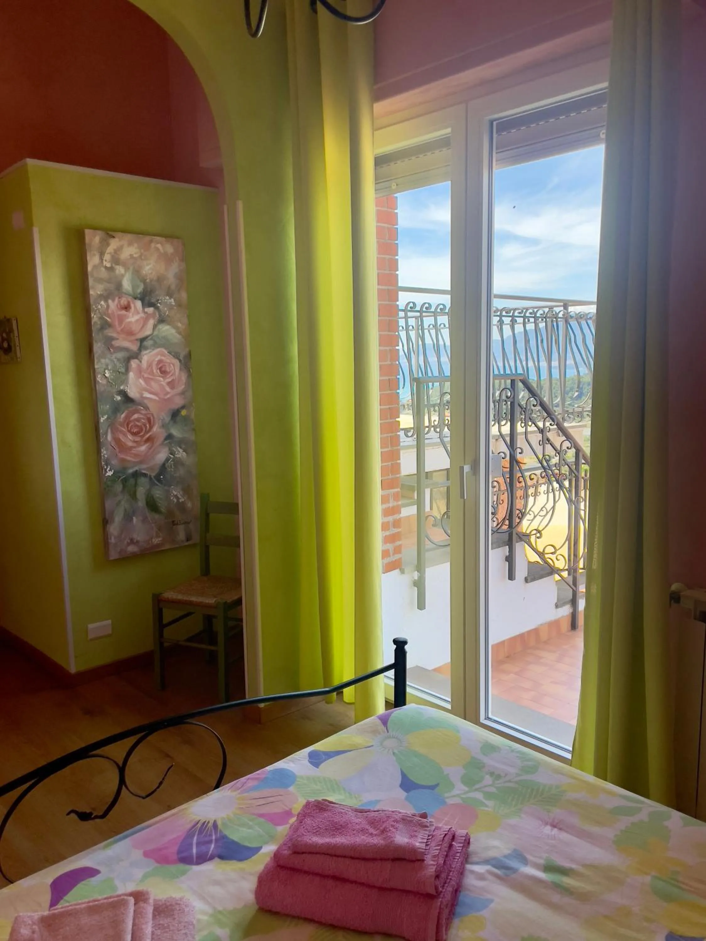 Bed in Villa Gaia - Luxury Villa, pool & wellness rooms