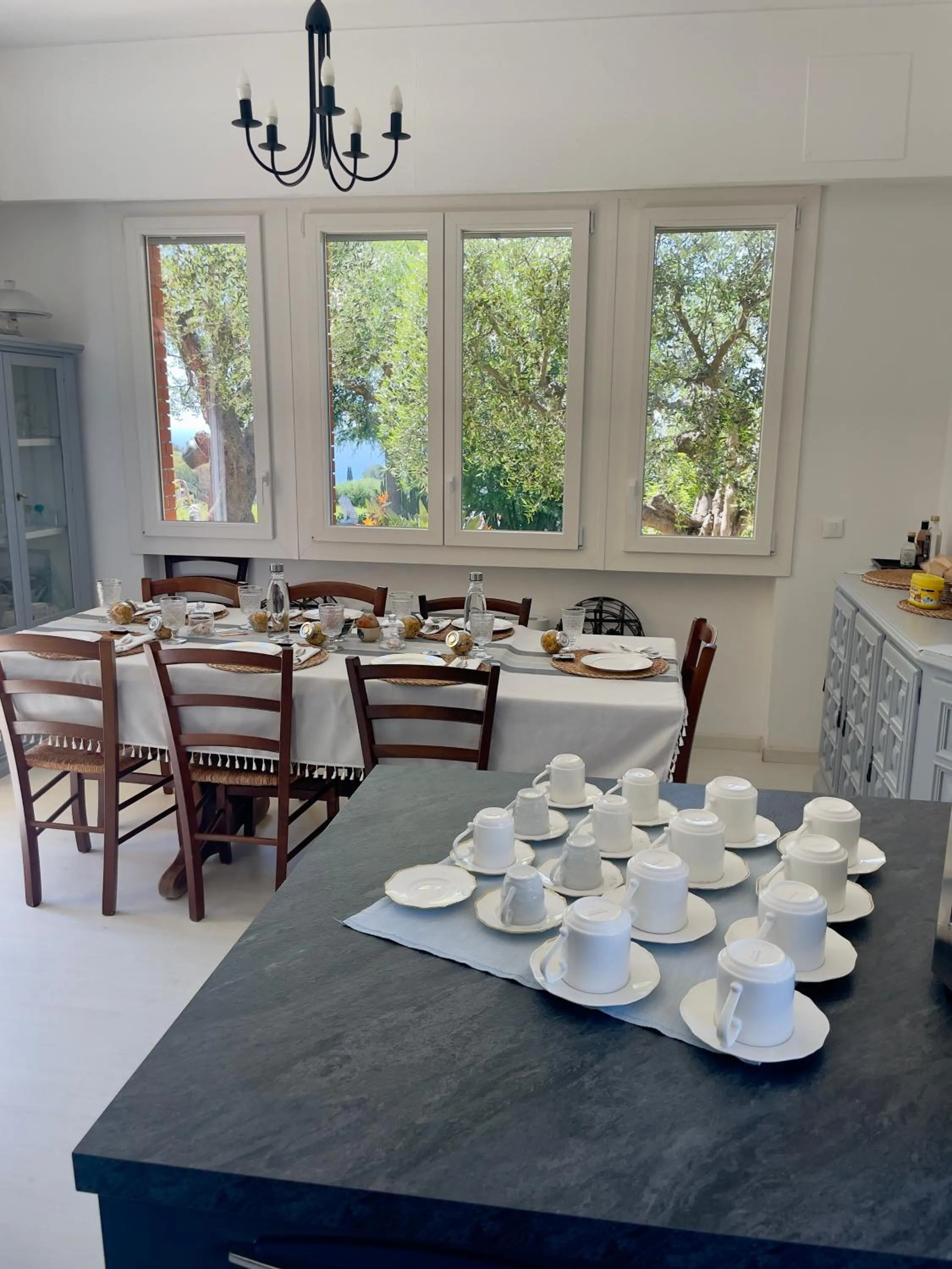 Villa Gaia - Luxury Villa, pool & wellness rooms