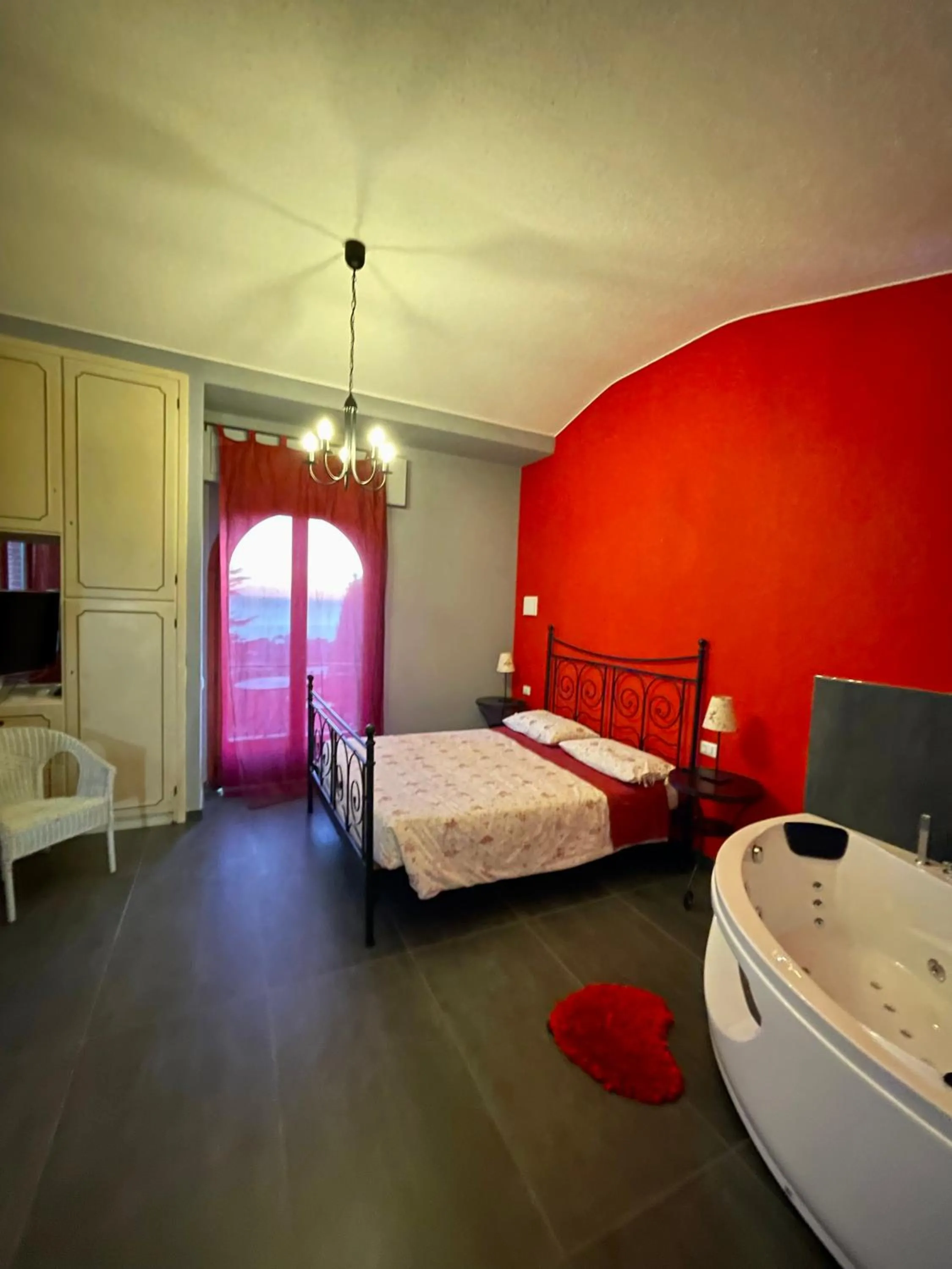 Bed in Villa Gaia - Luxury Villa, pool & wellness rooms