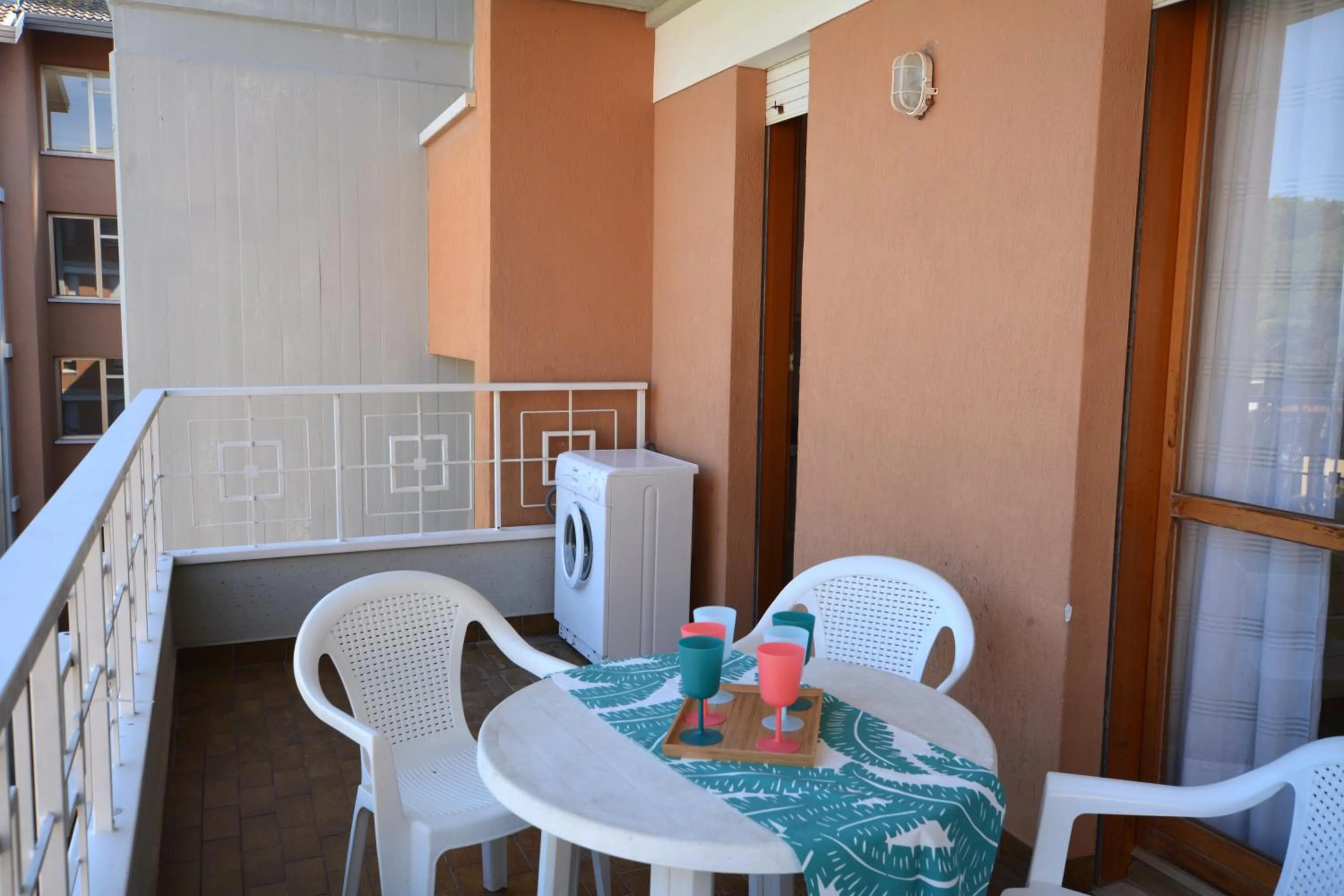 Lignano Riviera economico con piscina