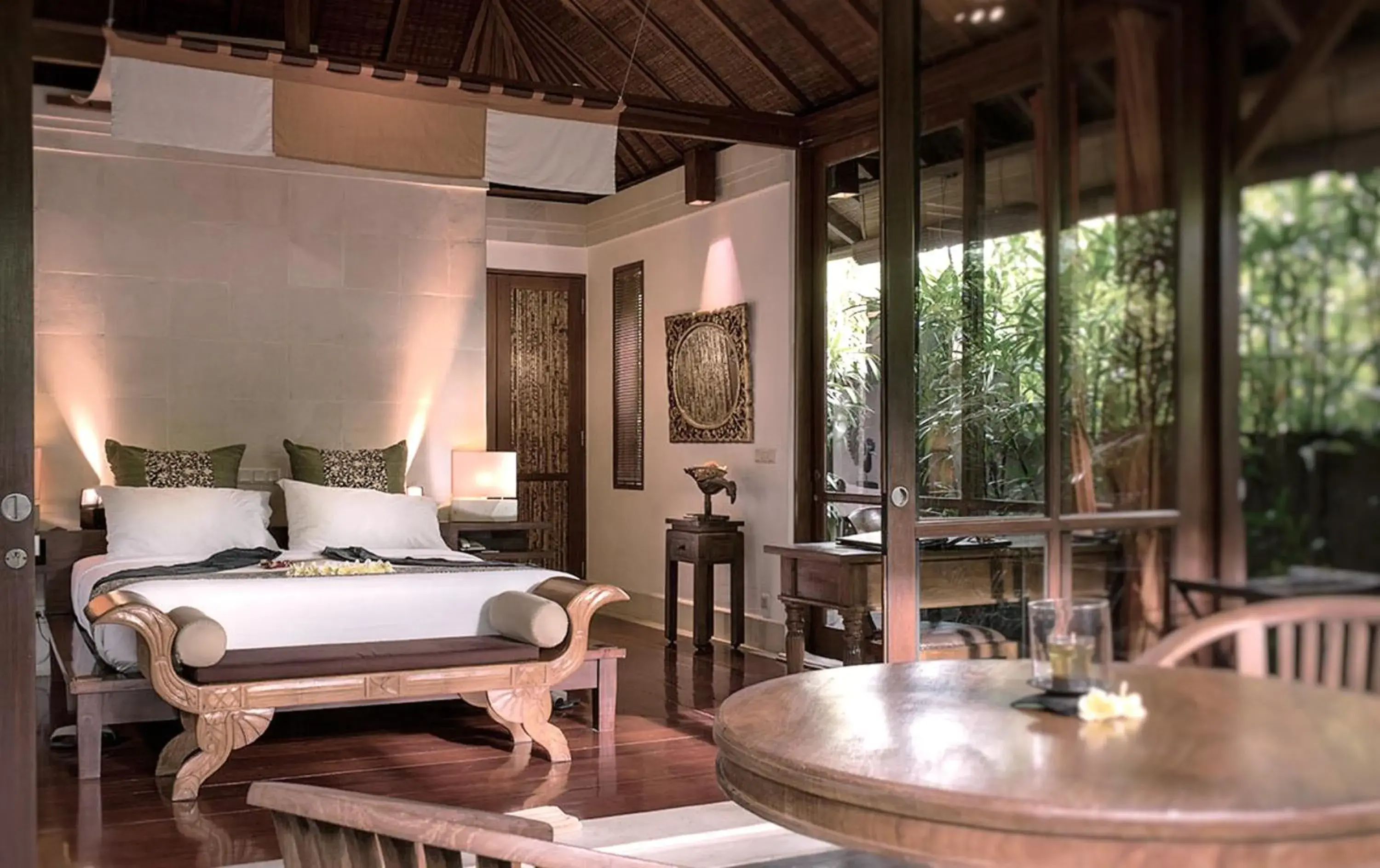 King Room with Garden View in JEstate villas & guest houses - Jimbaran King Room with Garden View in JEstate villas & guest houses - Jimbaran