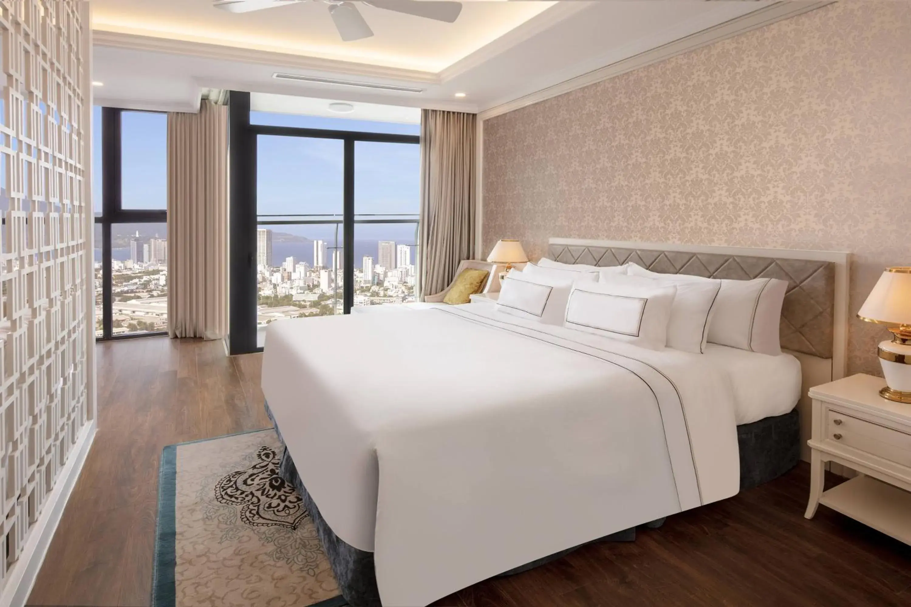 Bed in Meliá Vinpearl Danang Riverfront Bed in Meliá Vinpearl Danang Riverfront