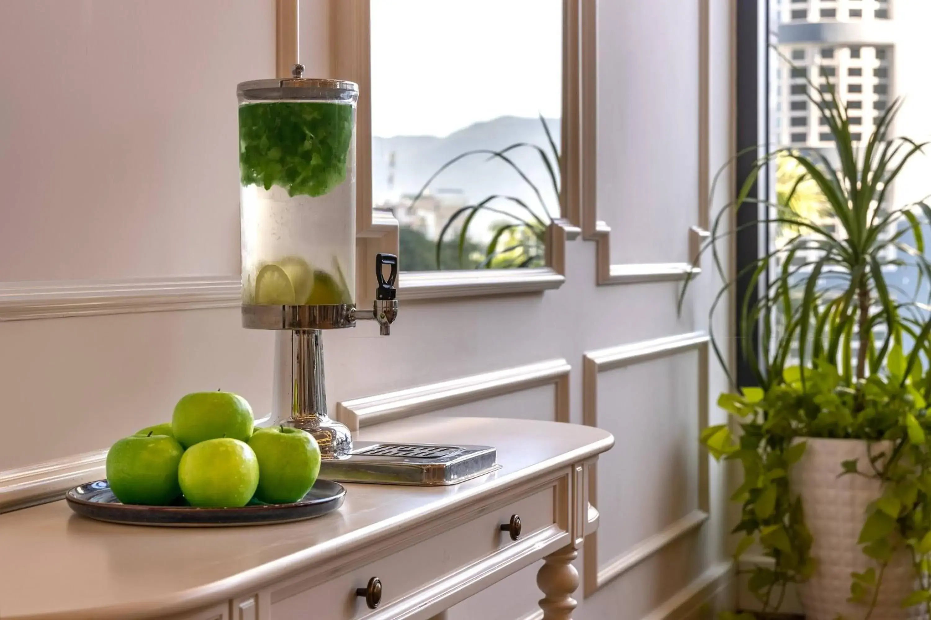 Food and drinks in Meliá Vinpearl Danang Riverfront Food and drinks in Meliá Vinpearl Danang Riverfront