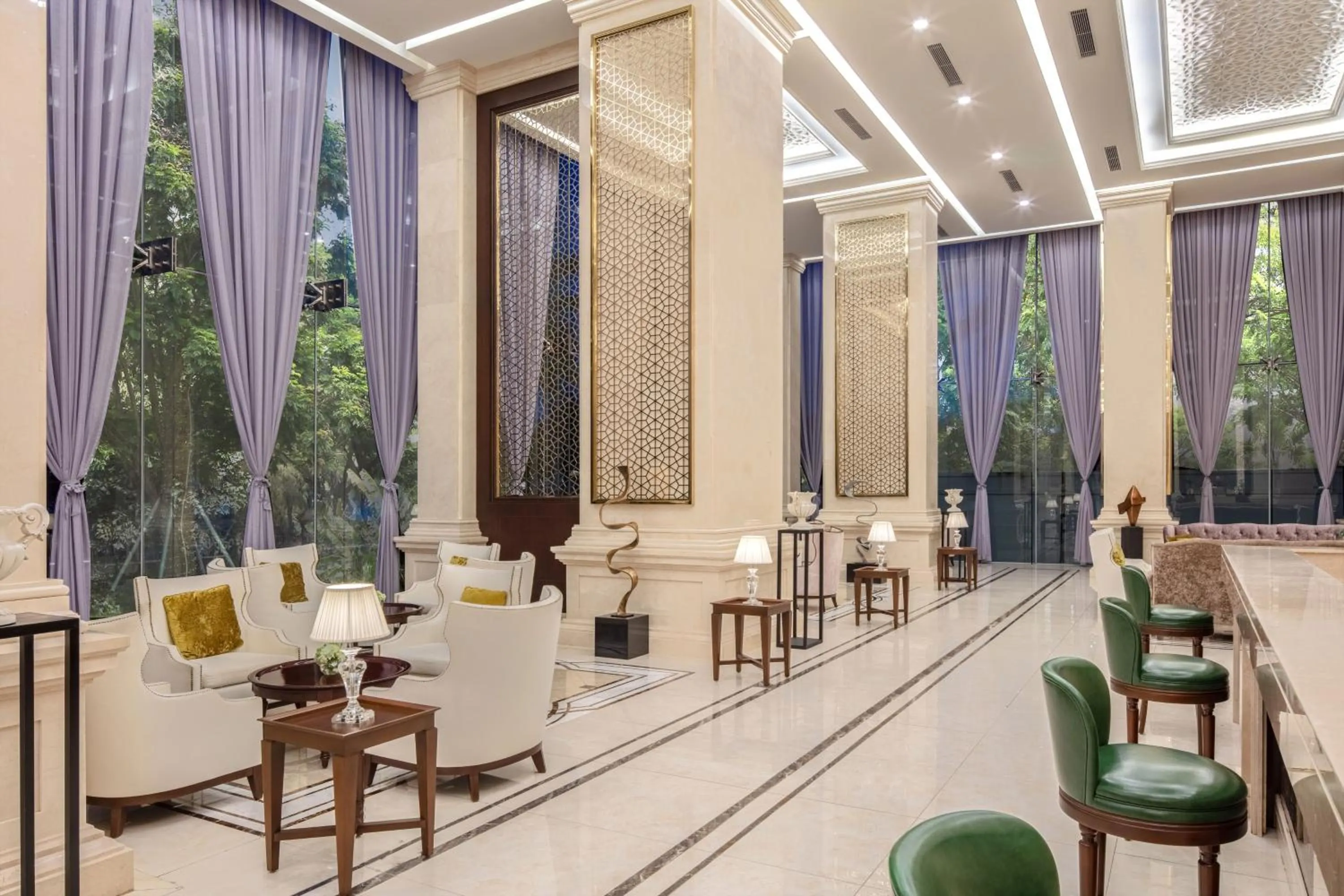 Lounge or bar in Meliá Vinpearl Danang Riverfront