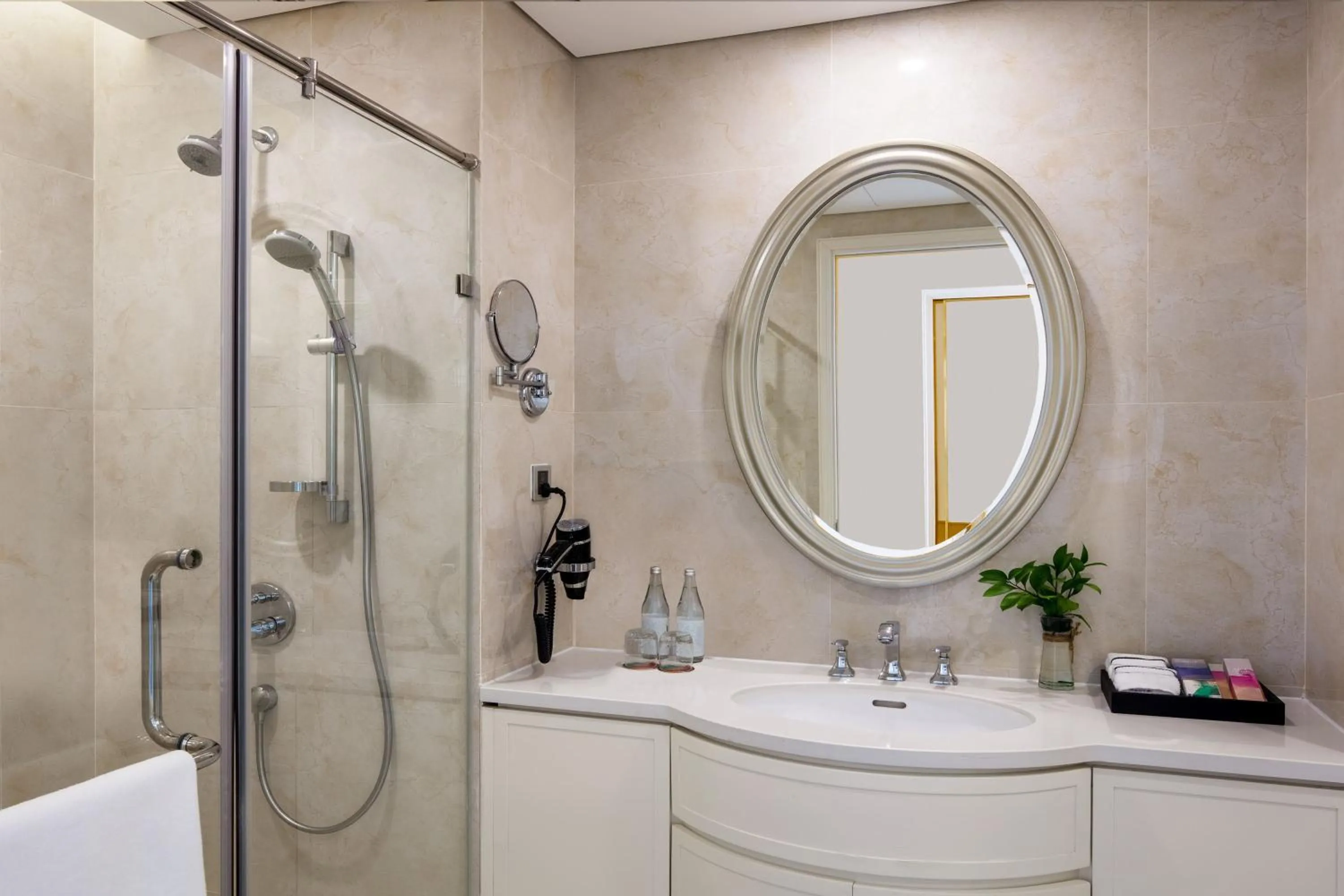 Bathroom in Meliá Vinpearl Danang Riverfront