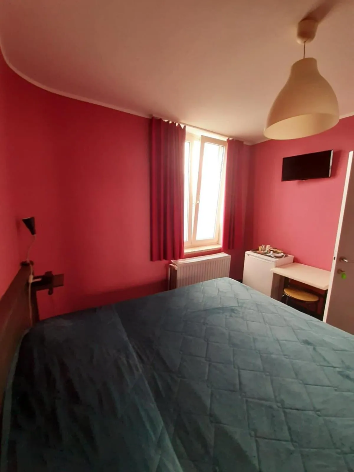 Bed in hotel Melissa