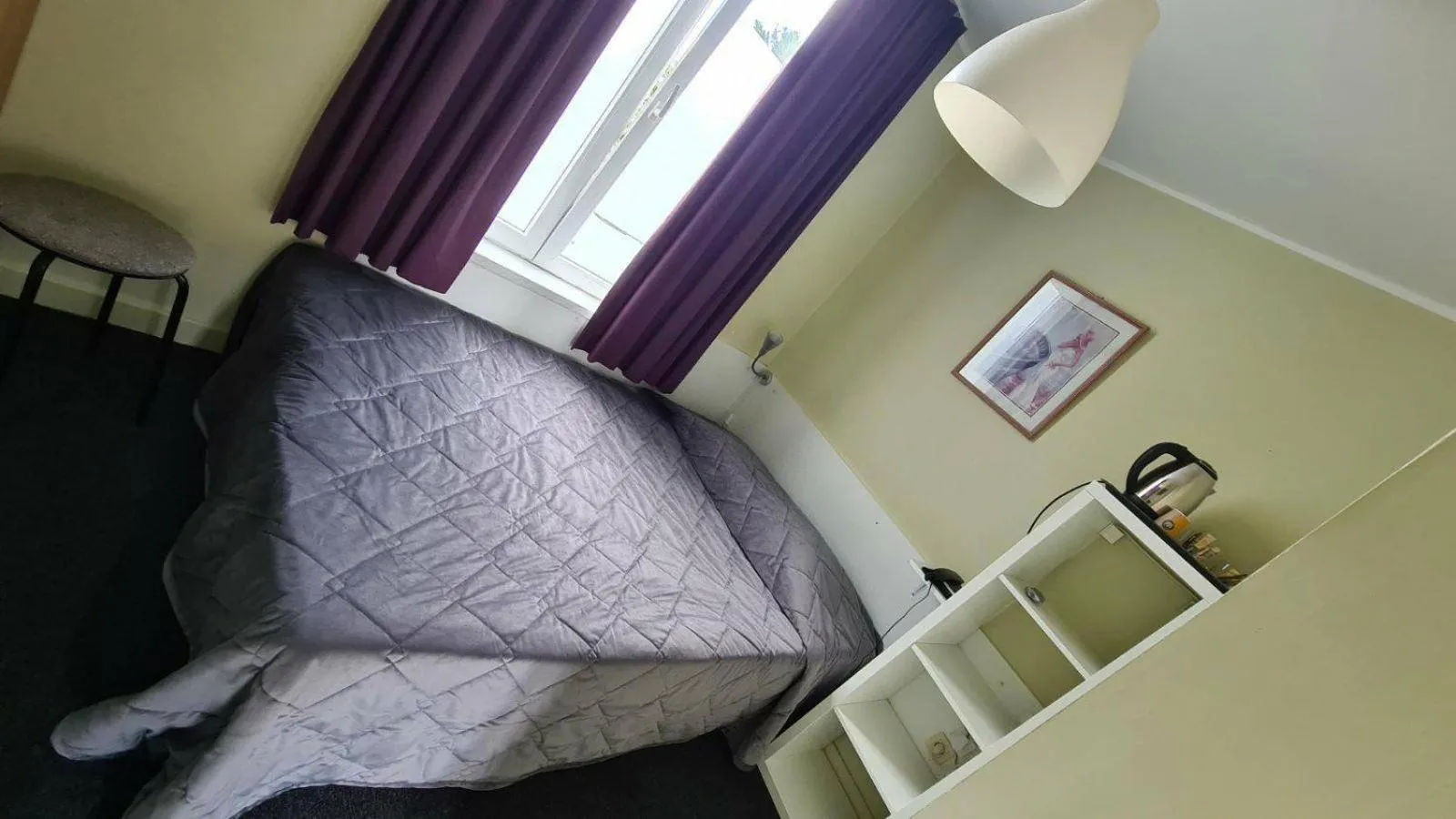 Bed in hotel Melissa