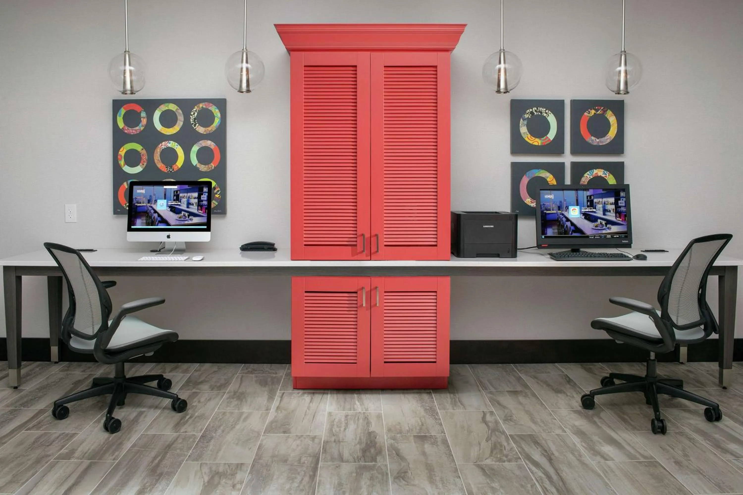 Business facilities in Home2 Suites By Hilton Charlottesville Downtown