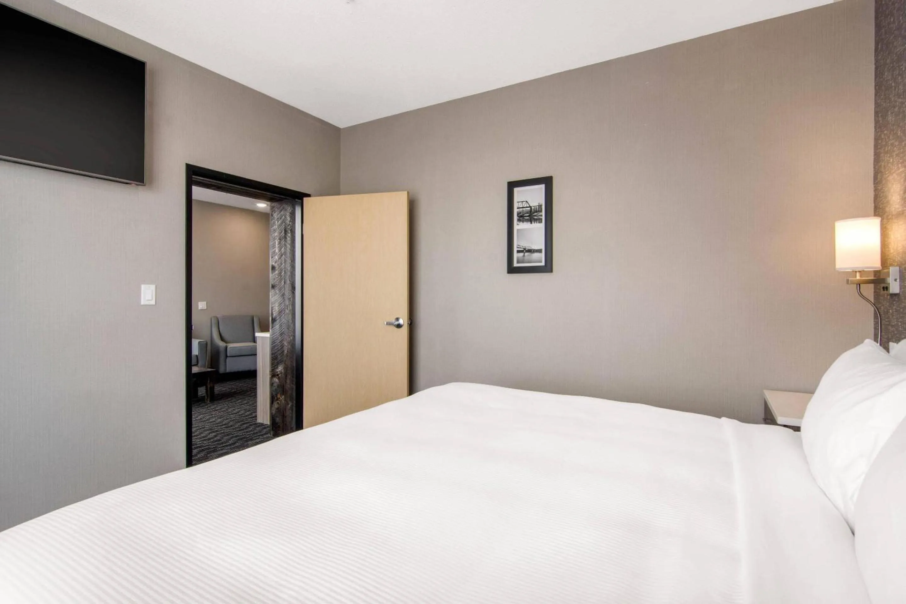 Bedroom, Bed in Comfort Inn & Suites