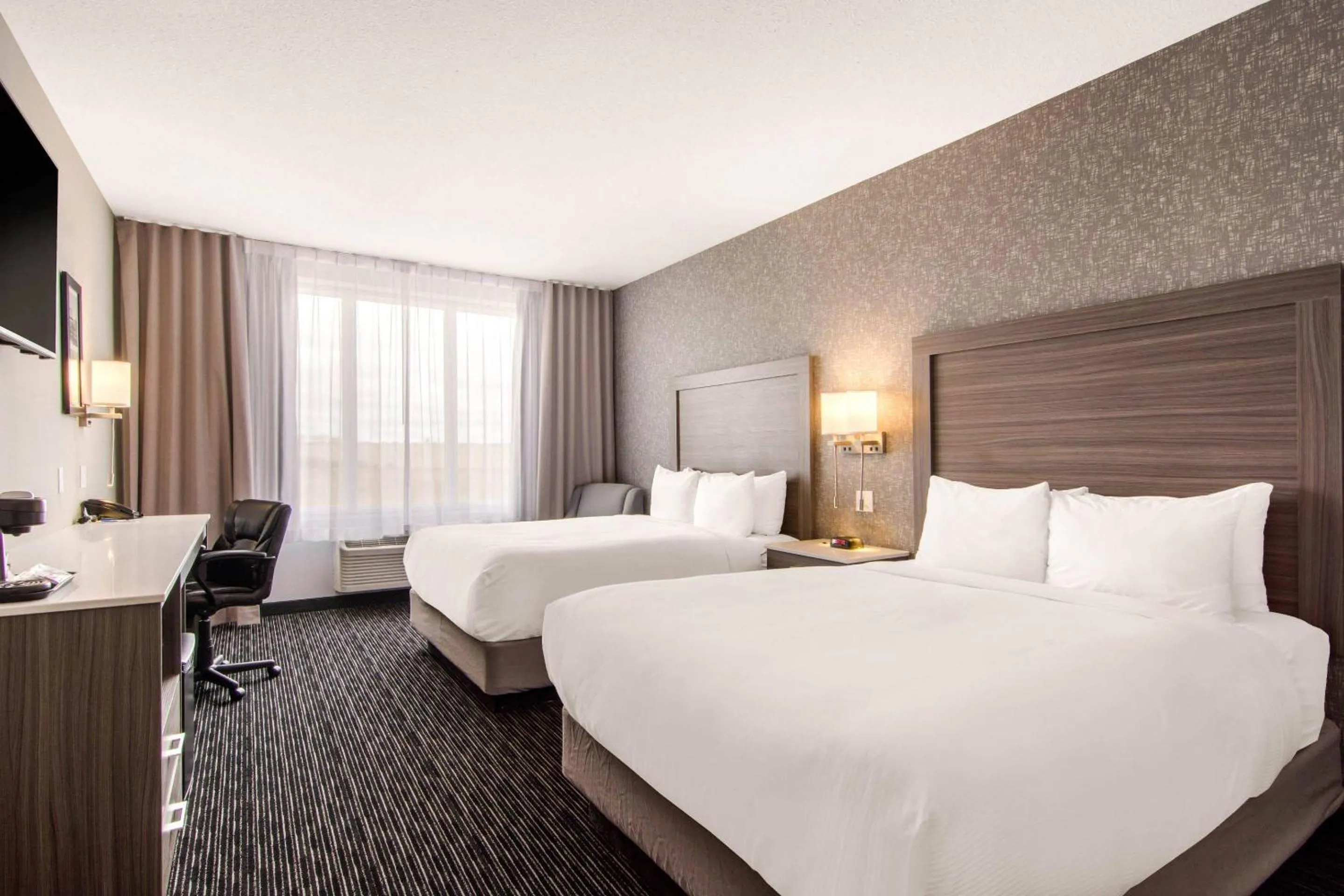 Bedroom, Bed in Comfort Inn & Suites