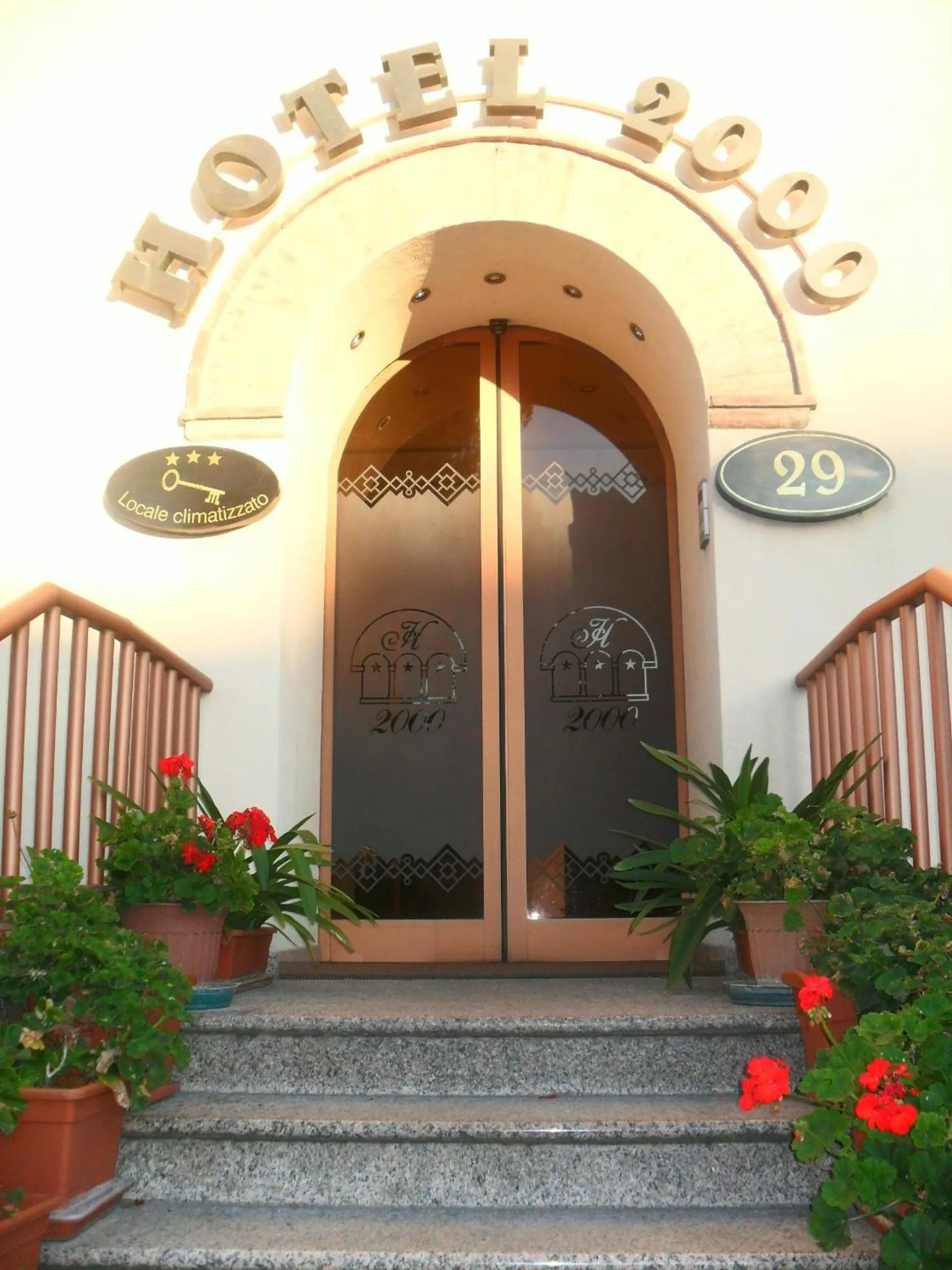 Facade/entrance in Hotel 2000