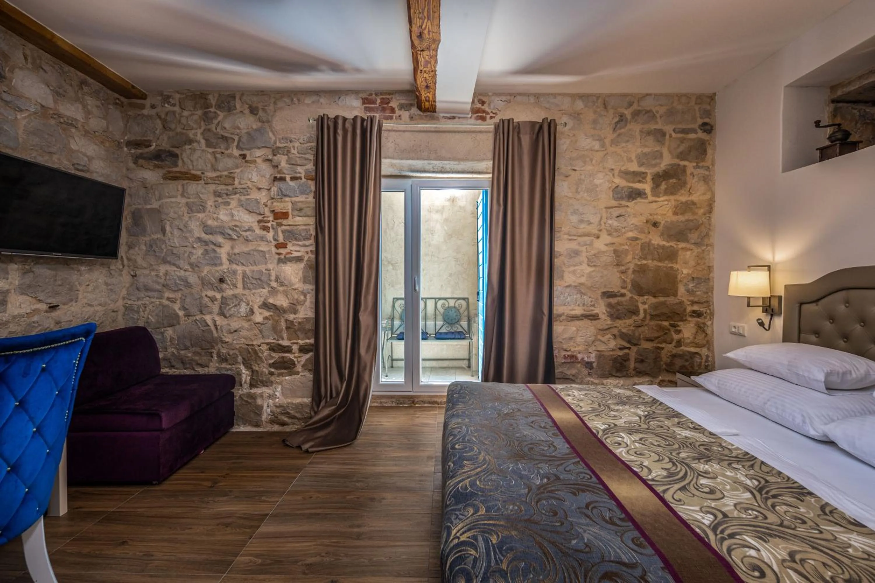 Bed in Hotel Agava Split