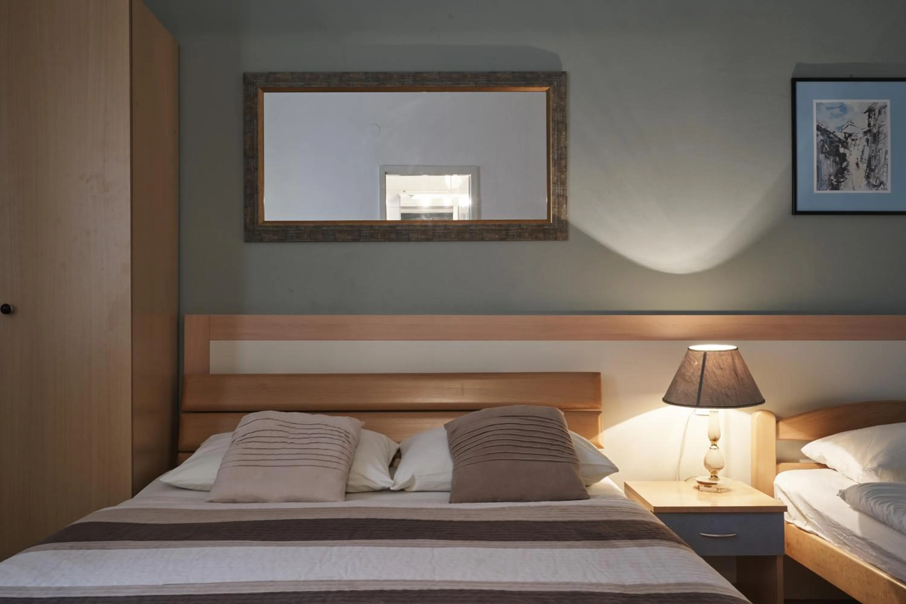 Bedroom, Bed in Pansion Rose