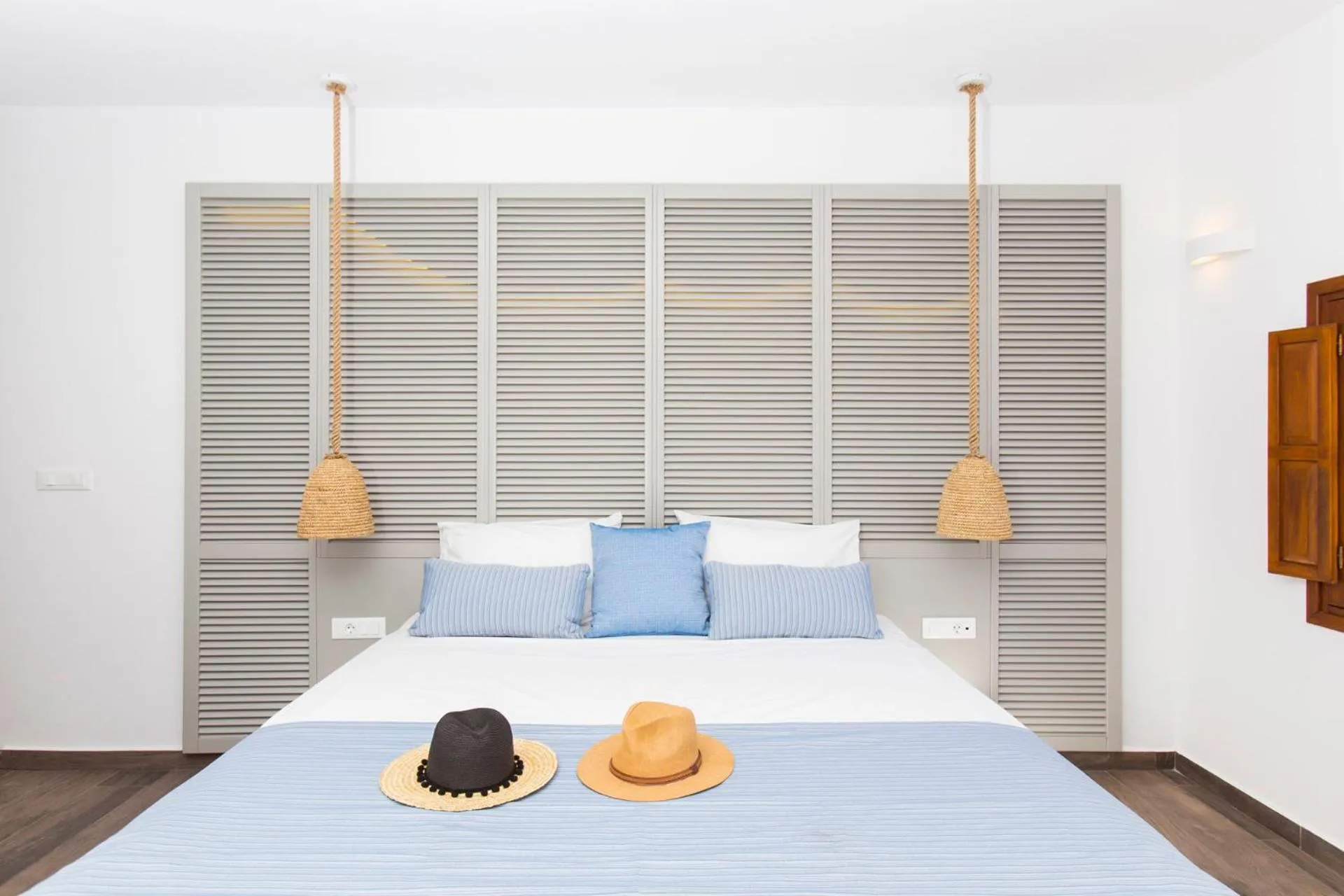 Bedroom, Bed in Lindos Del Mar Suites - Adults Only